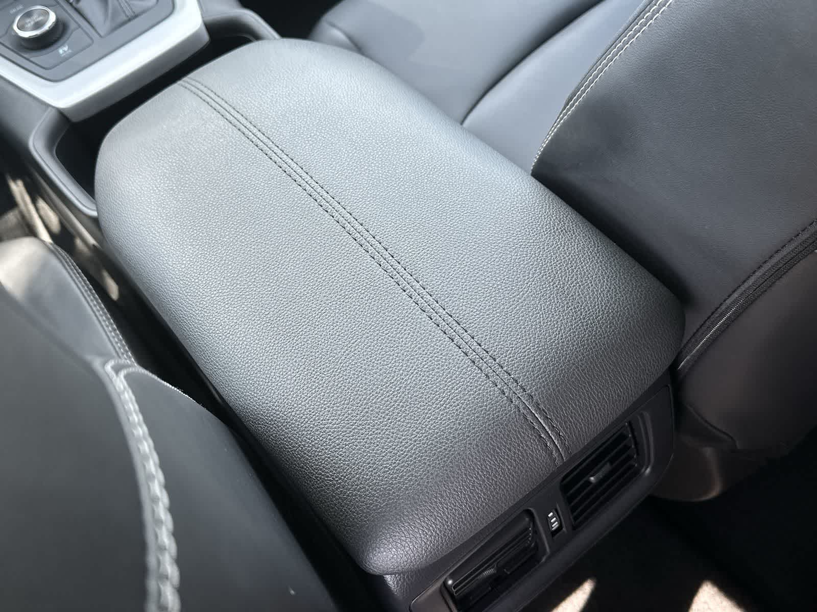 Thumbnail: 2024 Toyota RAV4 - 16