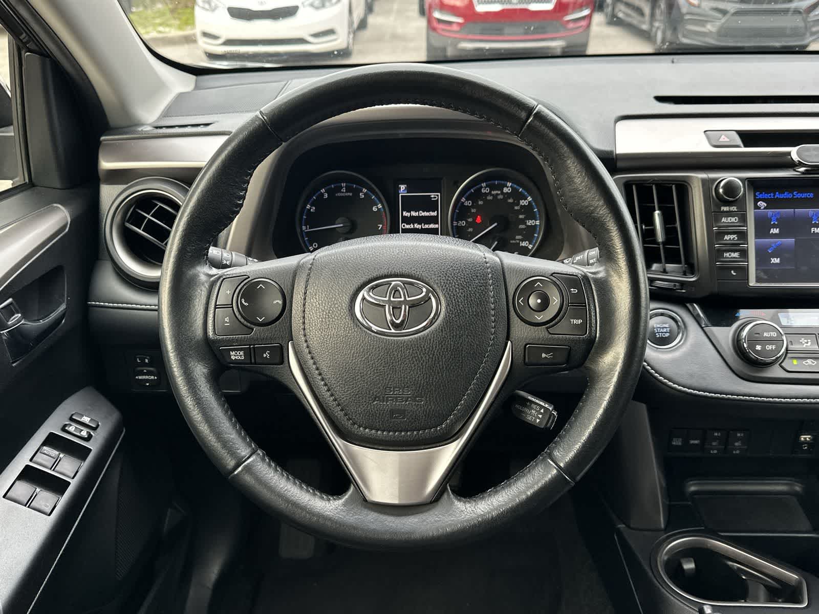 Thumbnail: 2018 Toyota RAV4 - 15