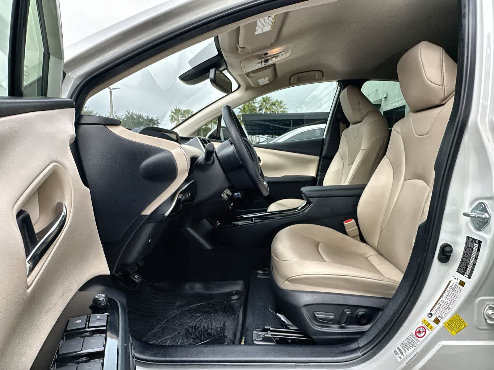 Thumbnail: 2020 Toyota Prius - 11