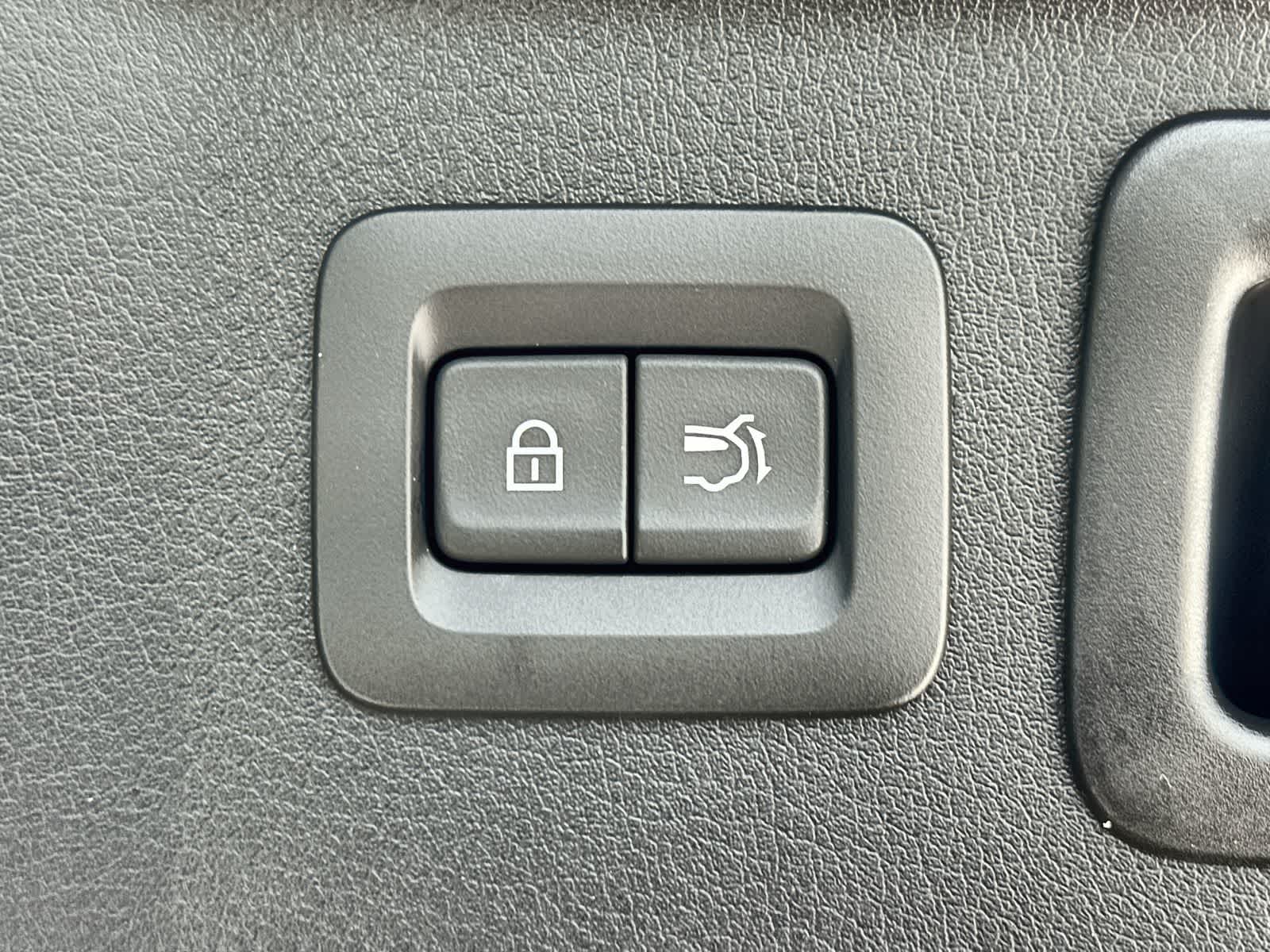 Thumbnail: 2026 Mazda CX-90 - 17