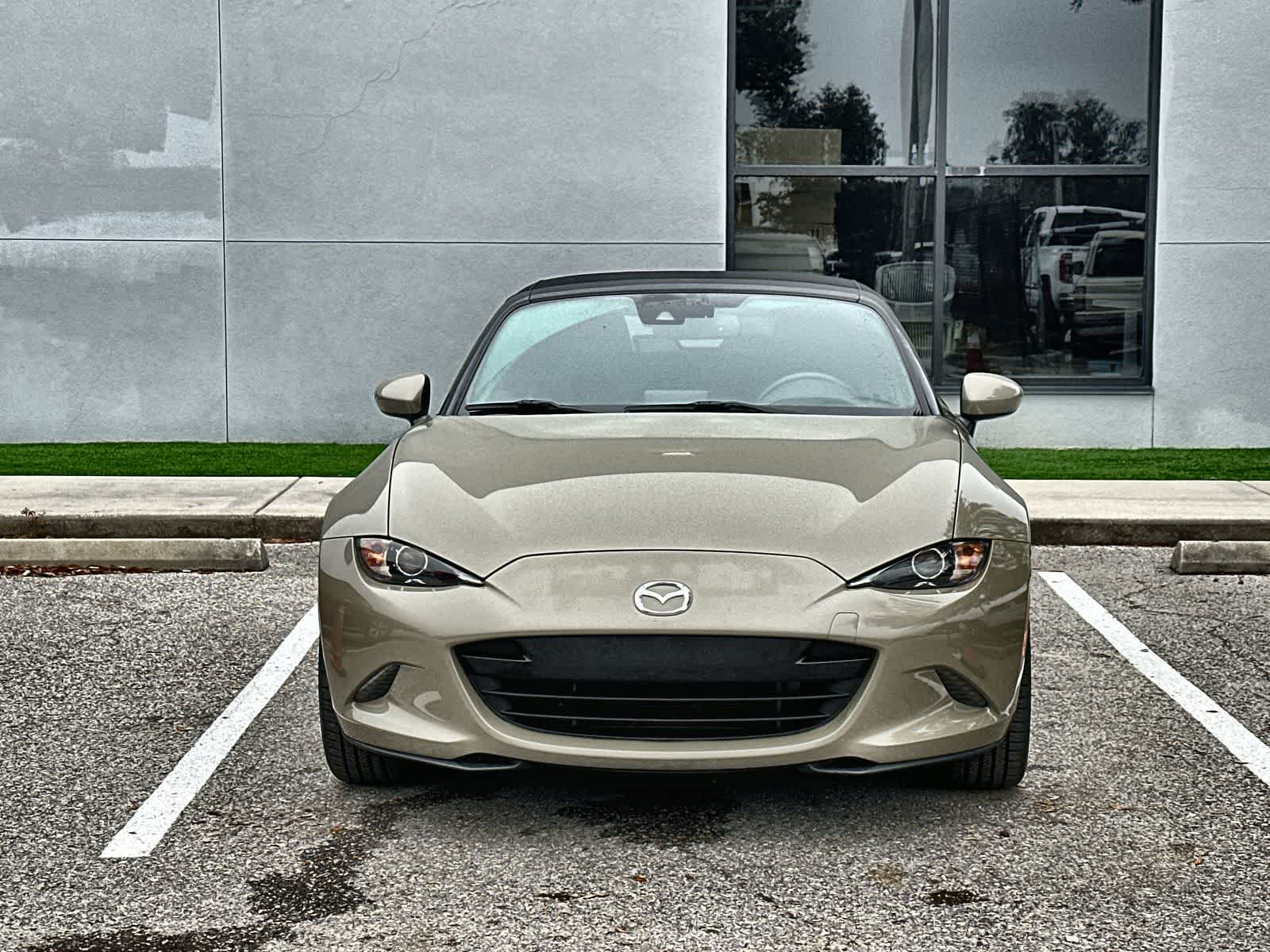 Thumbnail: 2023 Mazda MX-5 Miata - 6
