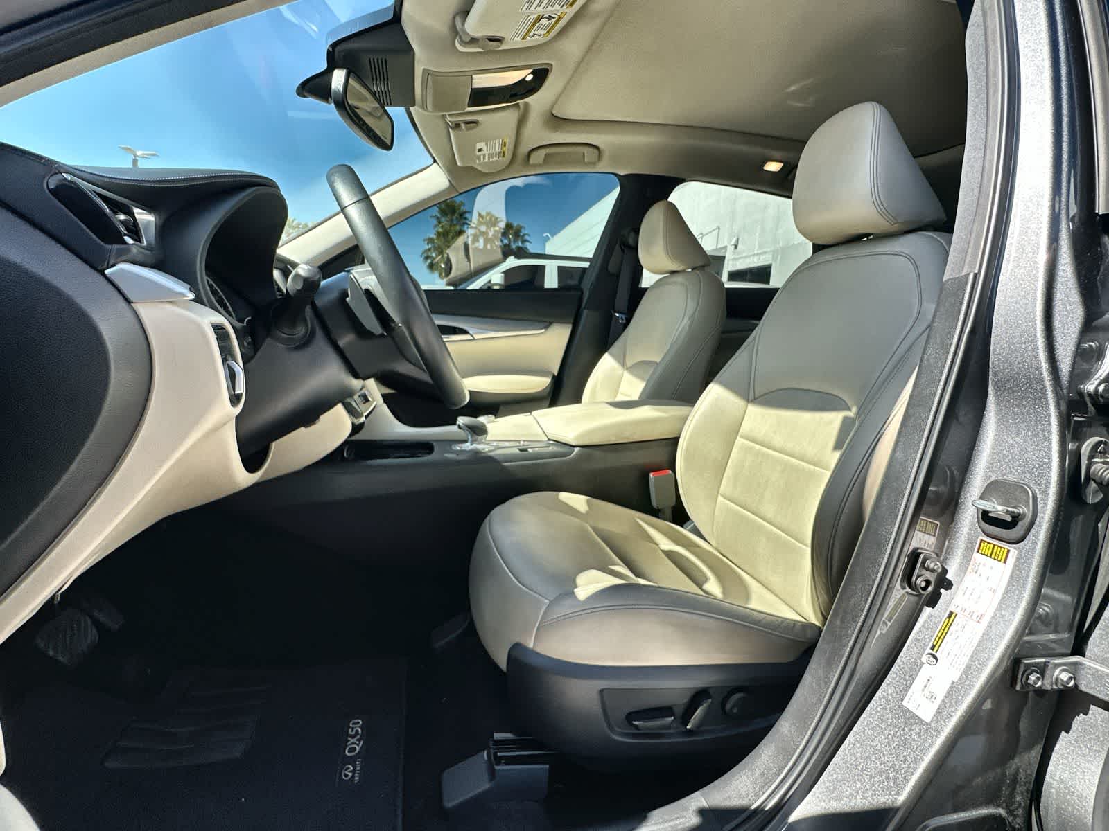 Thumbnail: 2019 INFINITI QX50 - 18