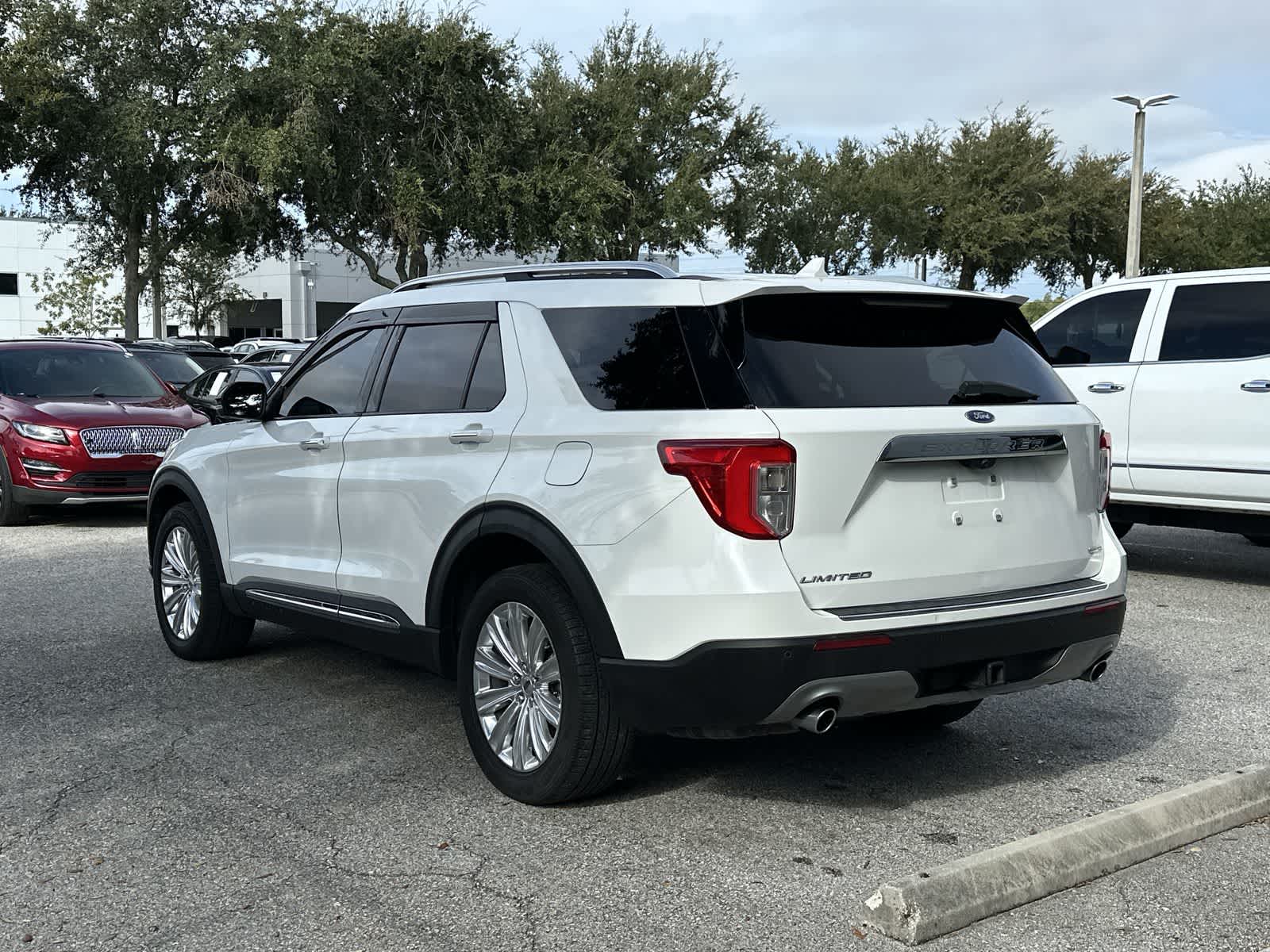 Thumbnail: 2020 Ford Explorer - 4