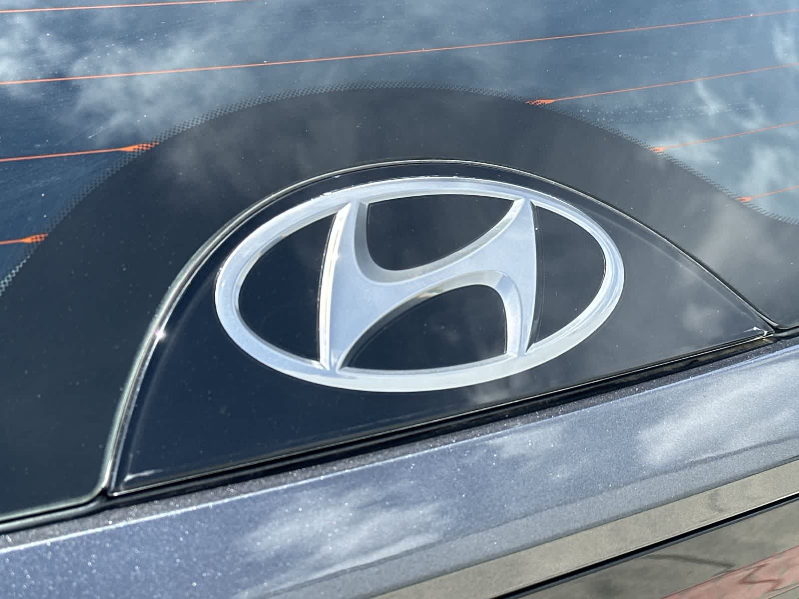 Thumbnail: 2022 Hyundai Tucson - 16