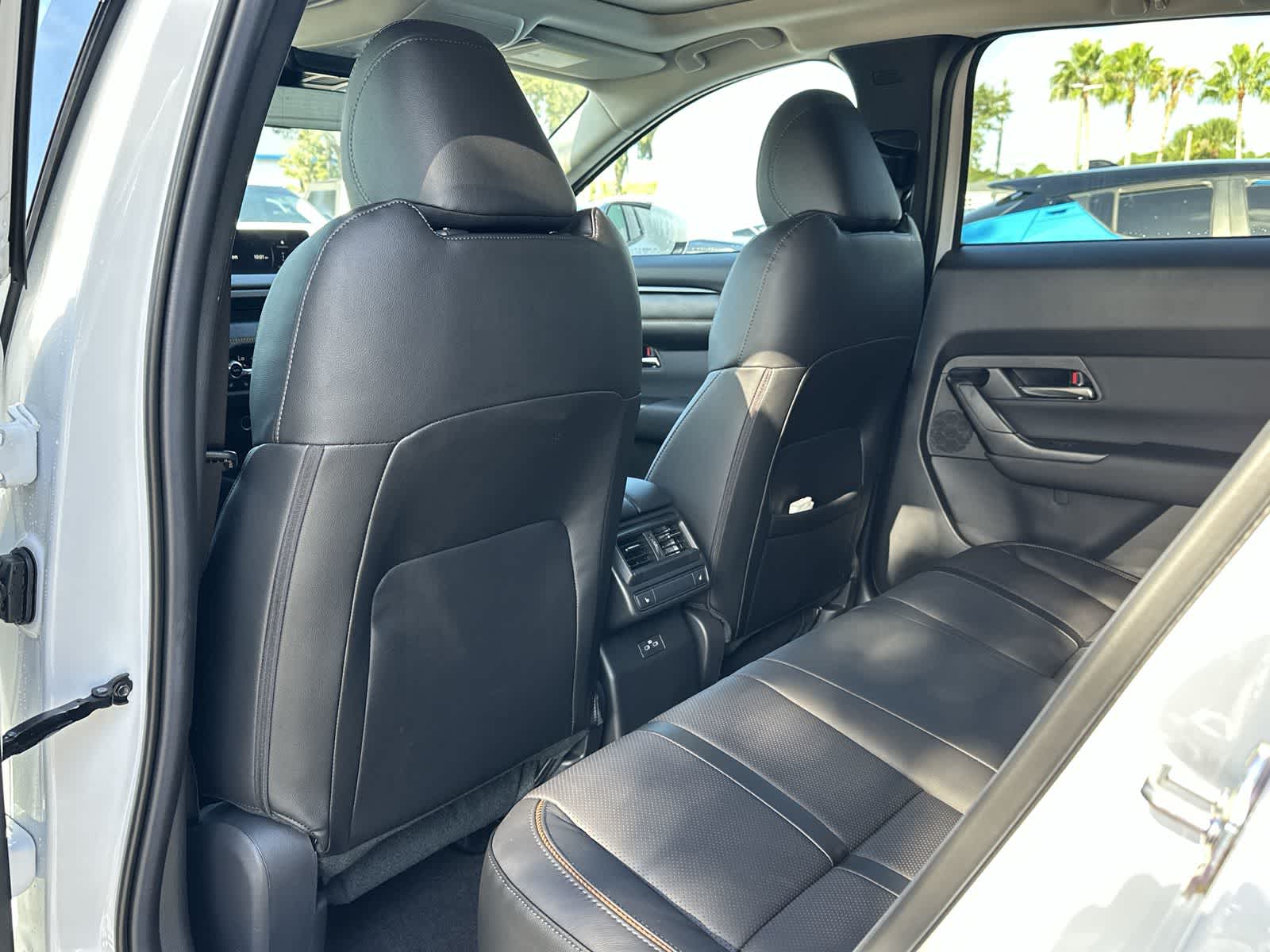 Thumbnail: 2026 Mazda CX-50 - 12