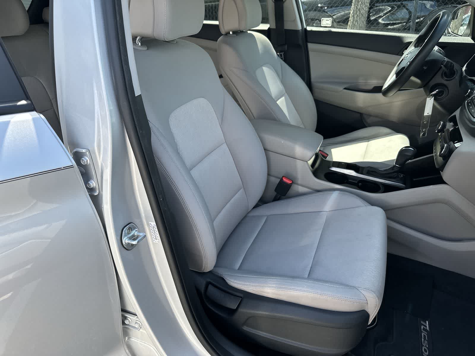 Thumbnail: 2018 Hyundai Tucson - 9