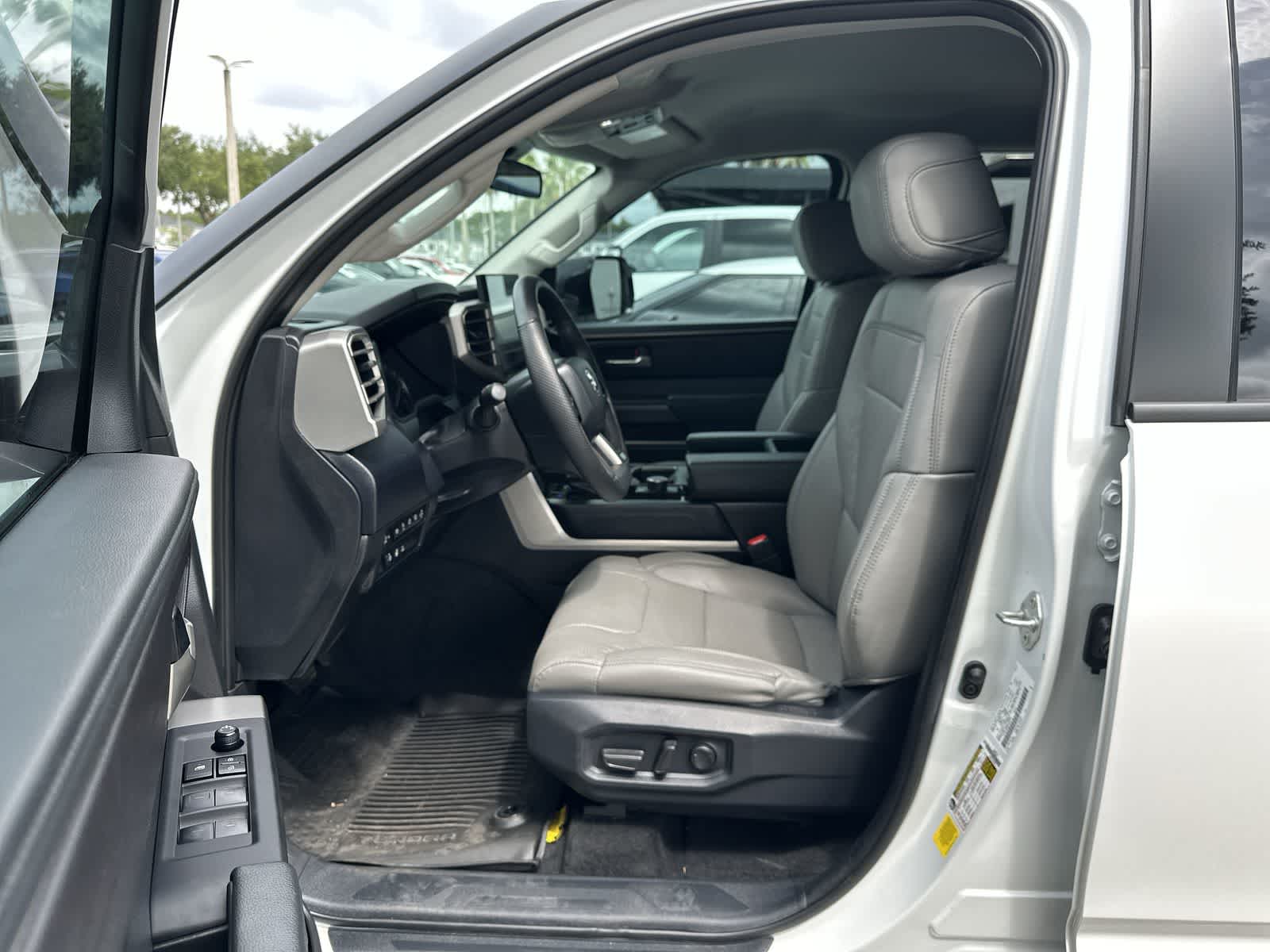 Thumbnail: 2024 Toyota Tundra - 2