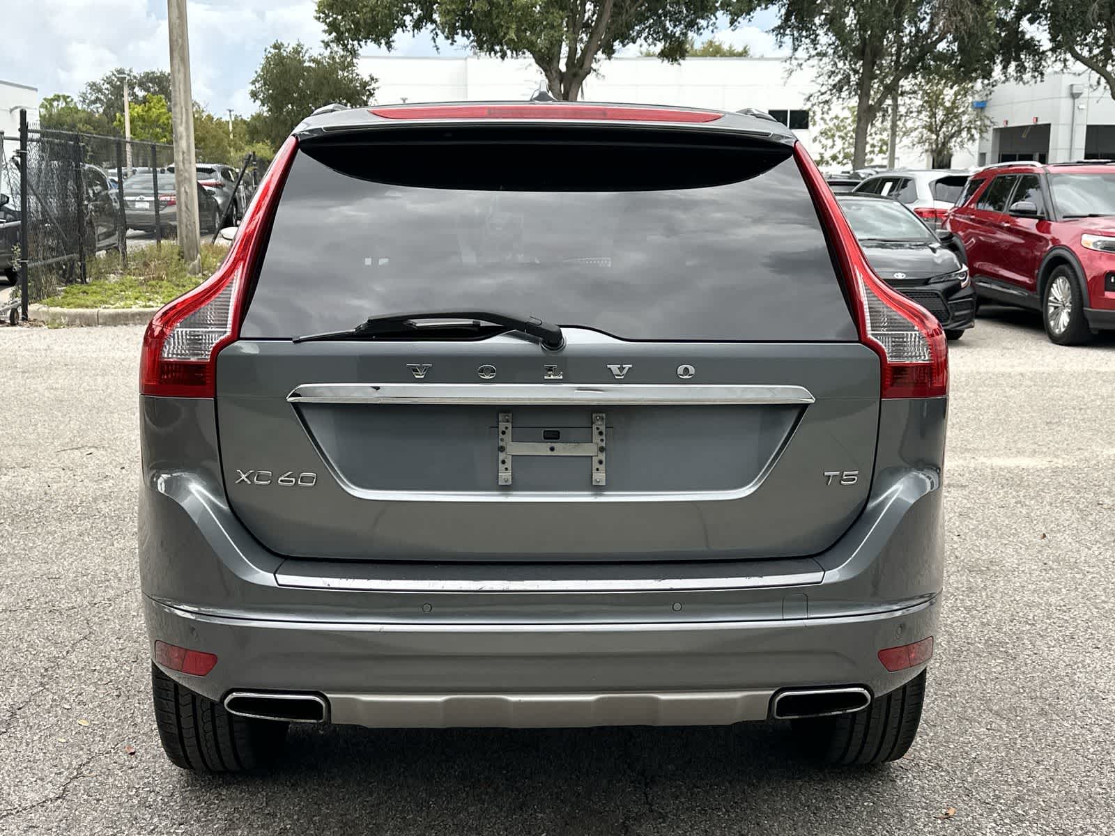 Thumbnail: 2016 Volvo XC60 - 5