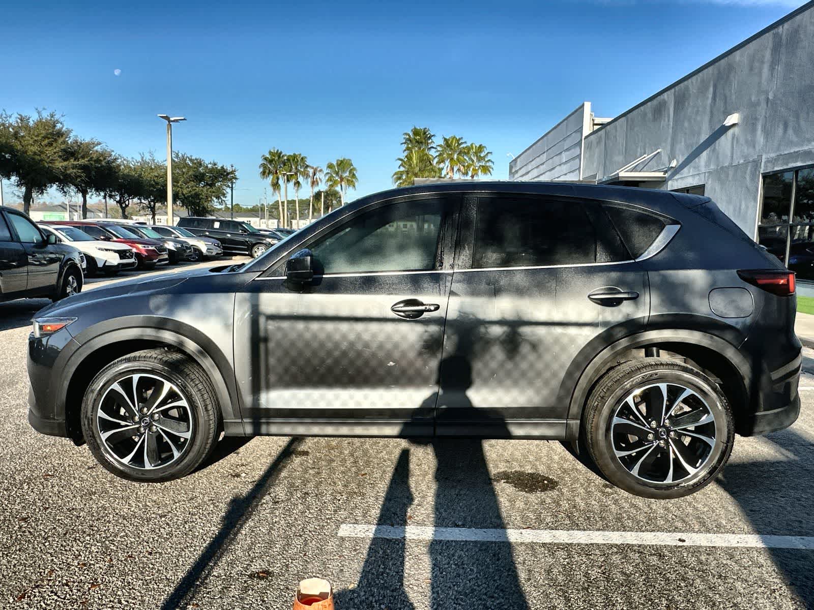 Thumbnail: 2023 Mazda CX-5 - 3