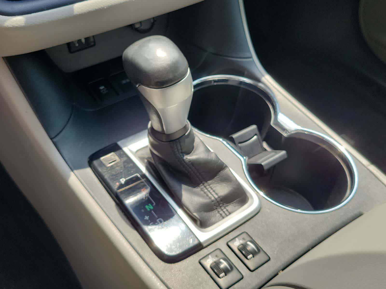 Thumbnail: 2015 Toyota Highlander - 22
