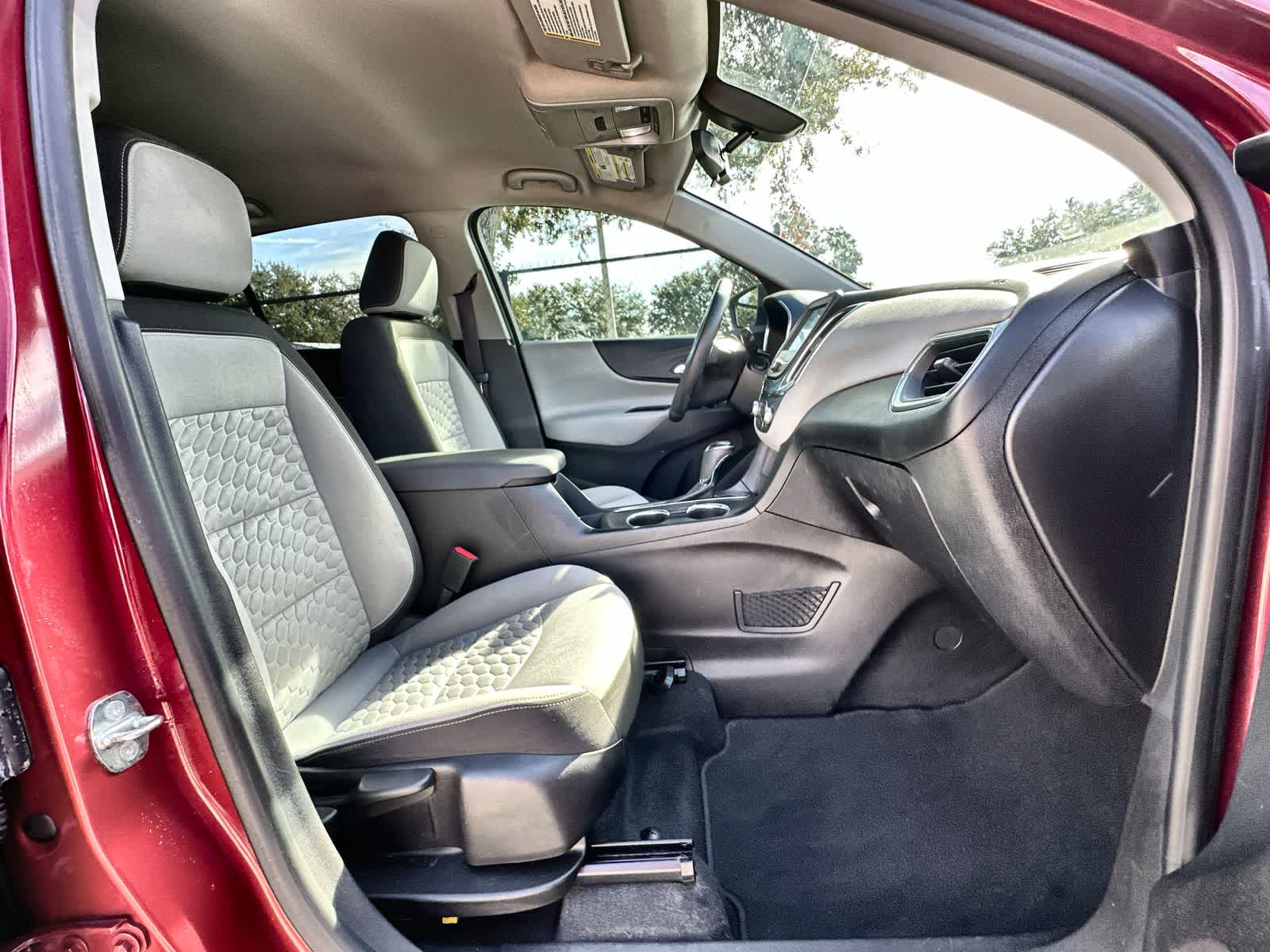 Thumbnail: 2018 Chevrolet Equinox - 14