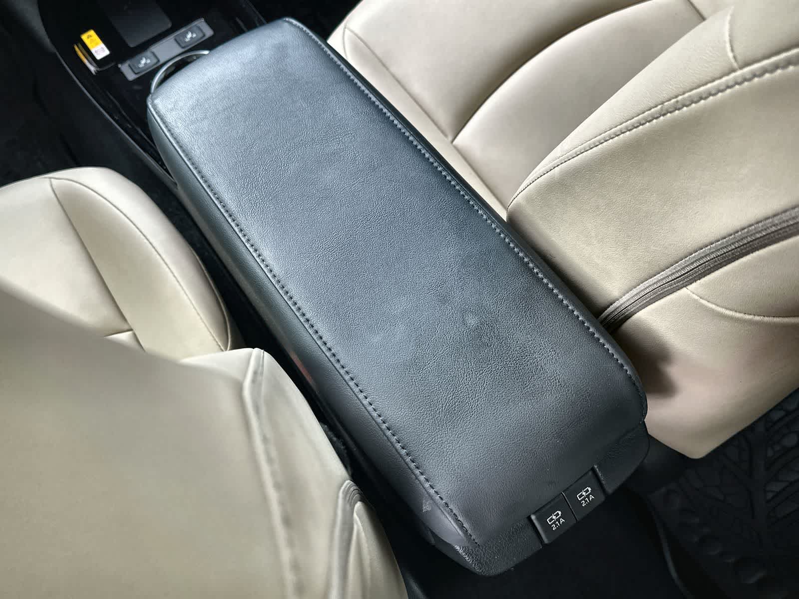 Thumbnail: 2020 Toyota Prius - 16