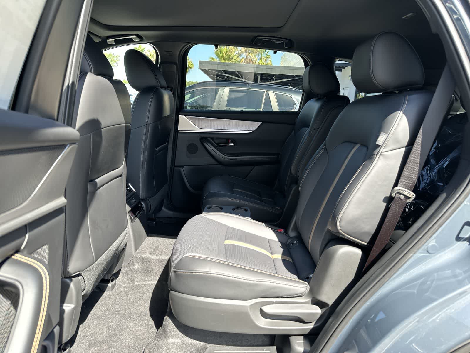 Thumbnail: 2026 Mazda CX-90 - 4
