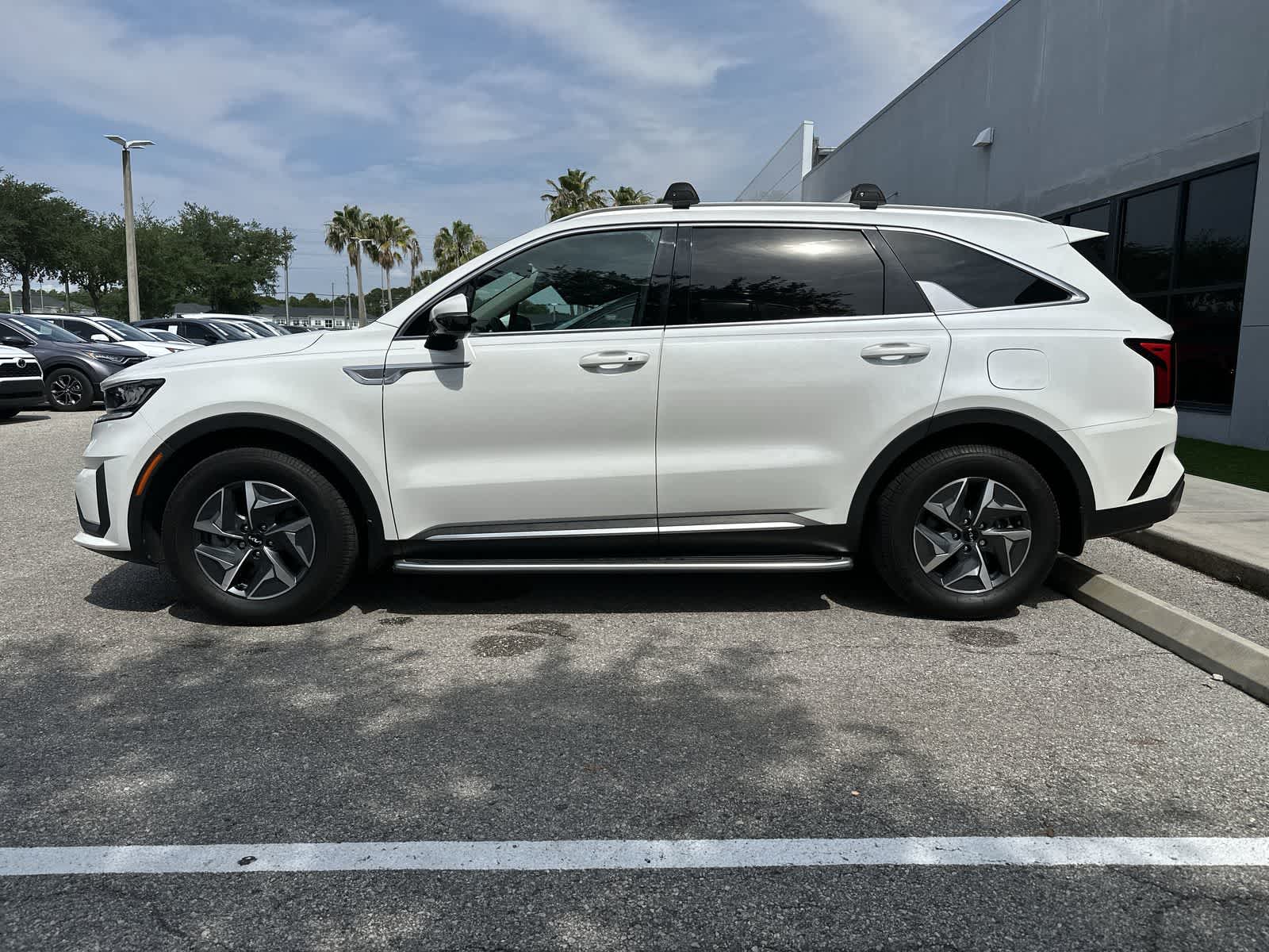 Thumbnail: 2022 Kia Sorento - 5