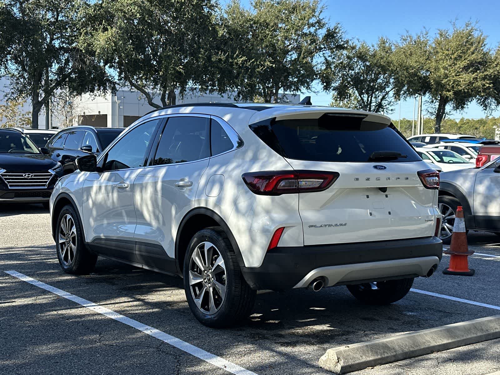 Thumbnail: 2023 Ford Escape - 4