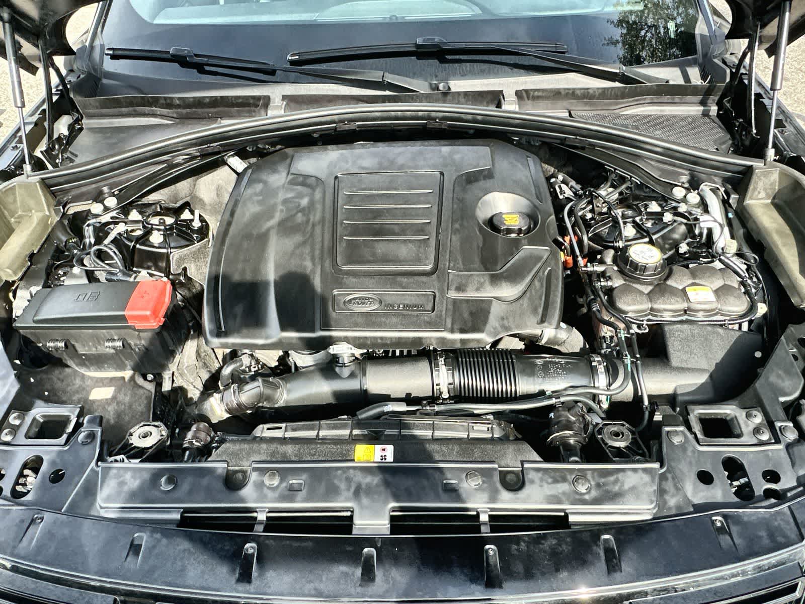 Thumbnail: 2025 Land Rover Range Rover Velar - 9