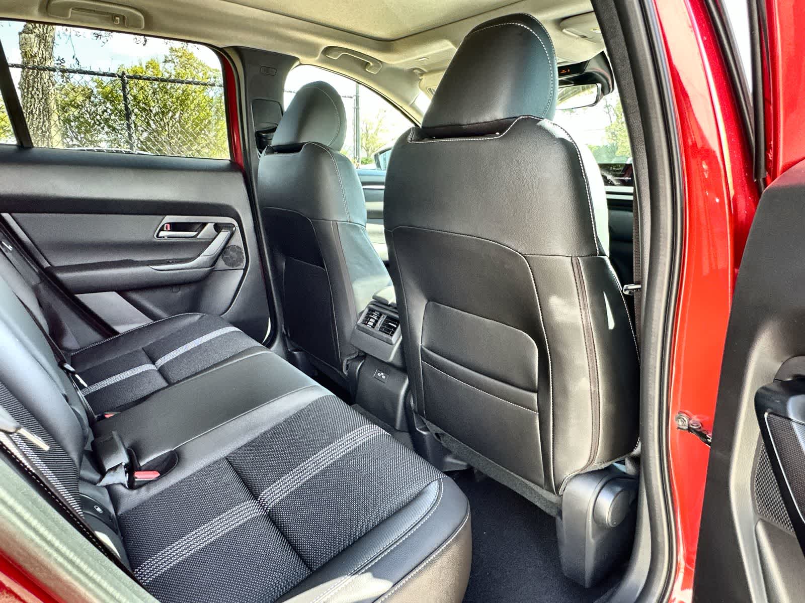 Thumbnail: 2026 Mazda CX-50 - 18