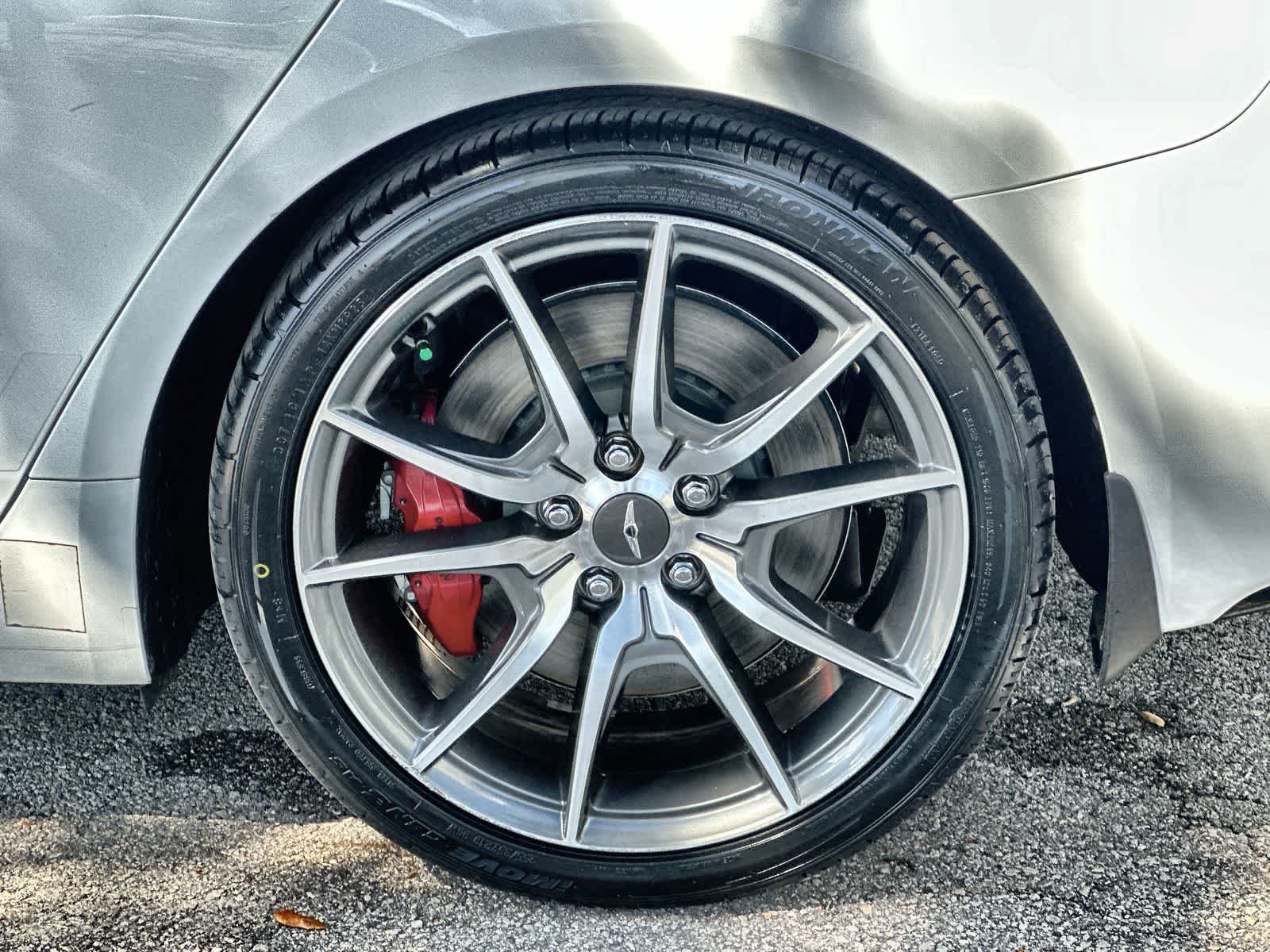 Thumbnail: 2021 Genesis G70 - 8