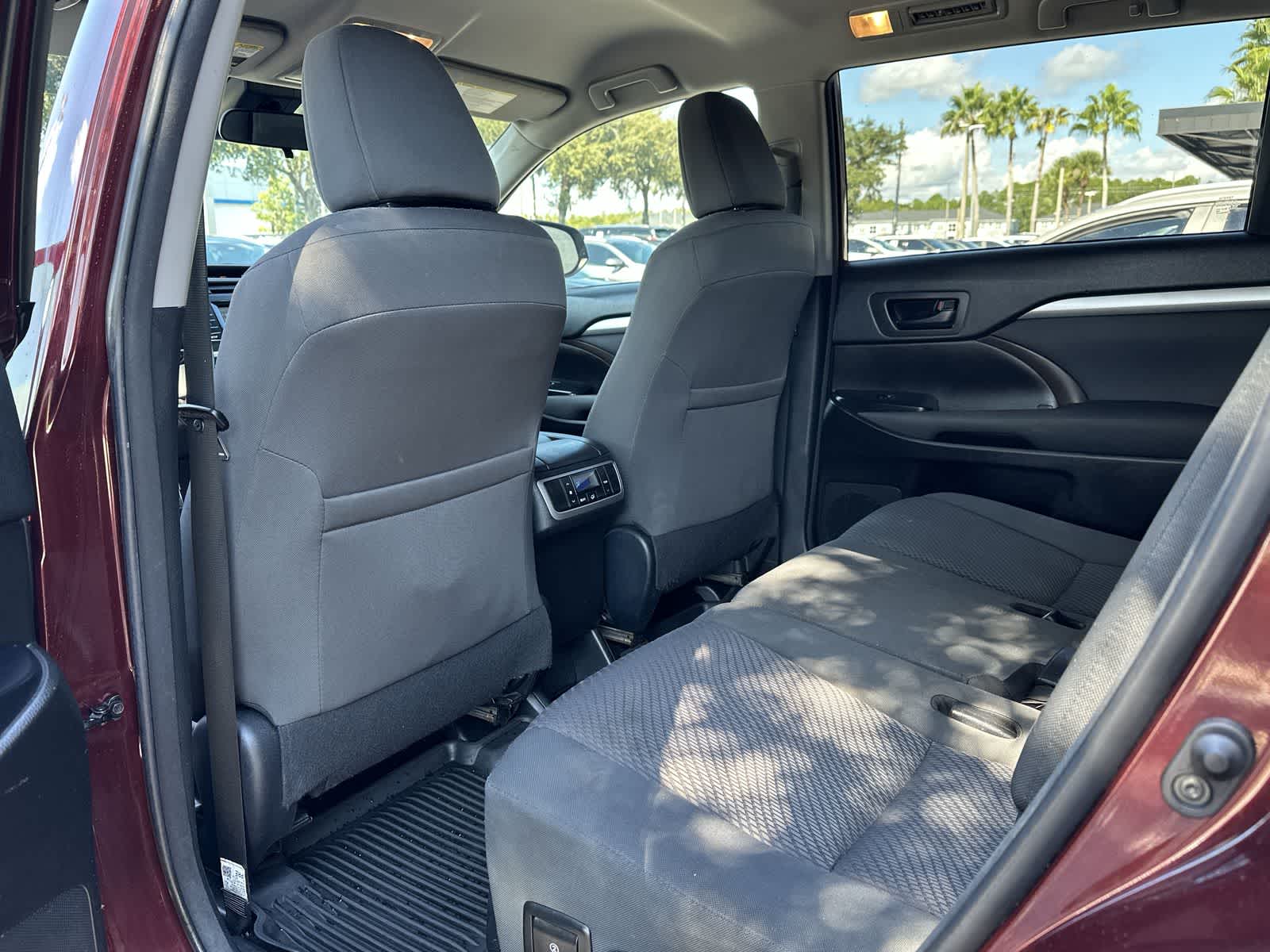 Thumbnail: 2018 Toyota Highlander - 12