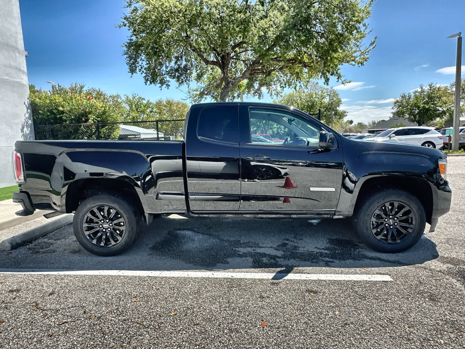 Thumbnail: 2022 GMC Canyon - 10