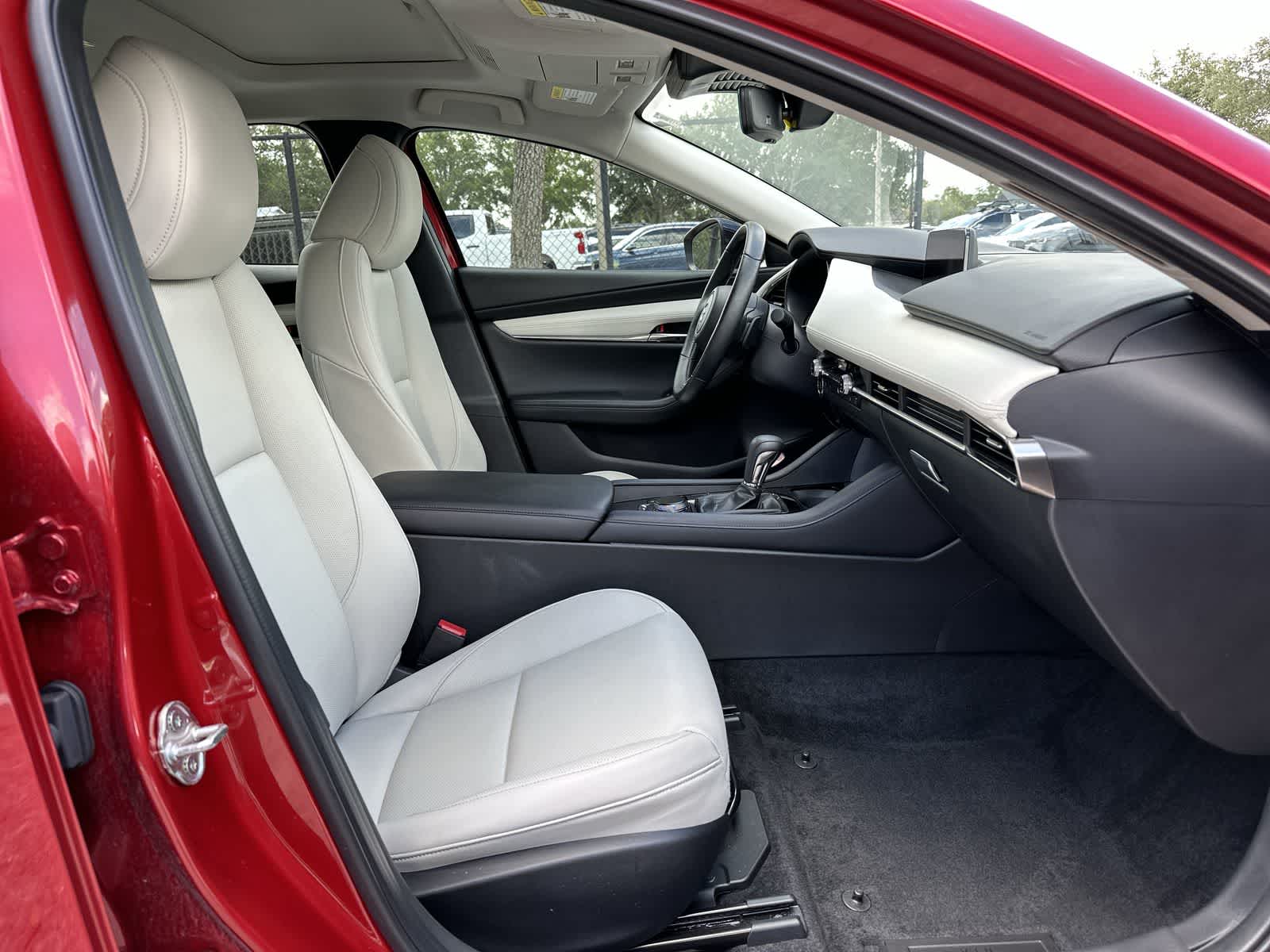 Thumbnail: 2025 Mazda Mazda3 - 9