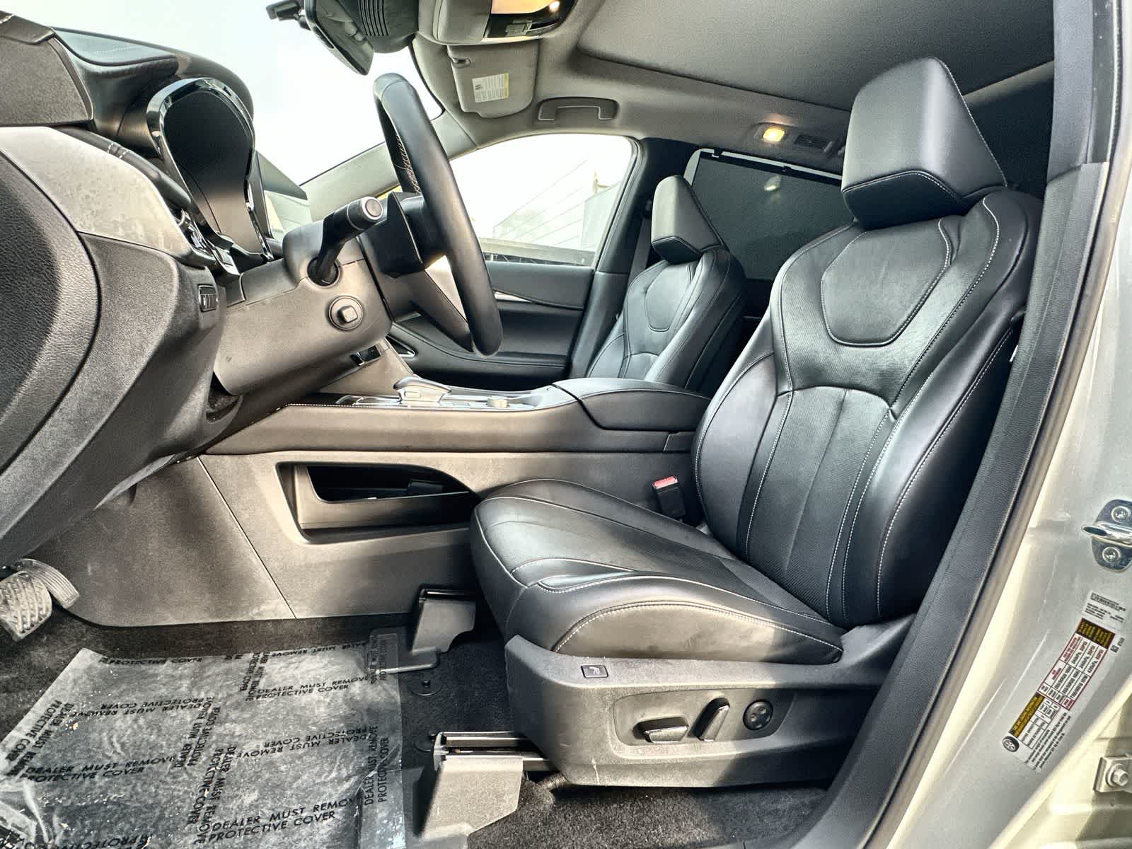 Thumbnail: 2023 INFINITI QX60 - 3