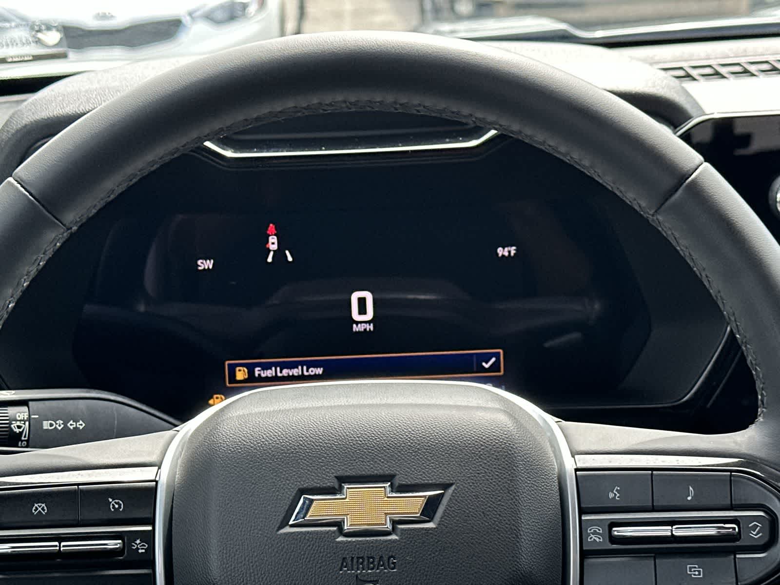 Thumbnail: 2023 Chevrolet Colorado - 18