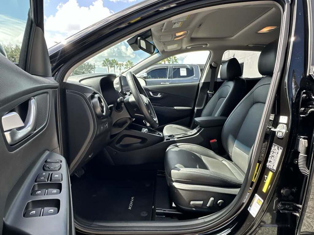 Used 2022 Hyundai Kona Limited SUV