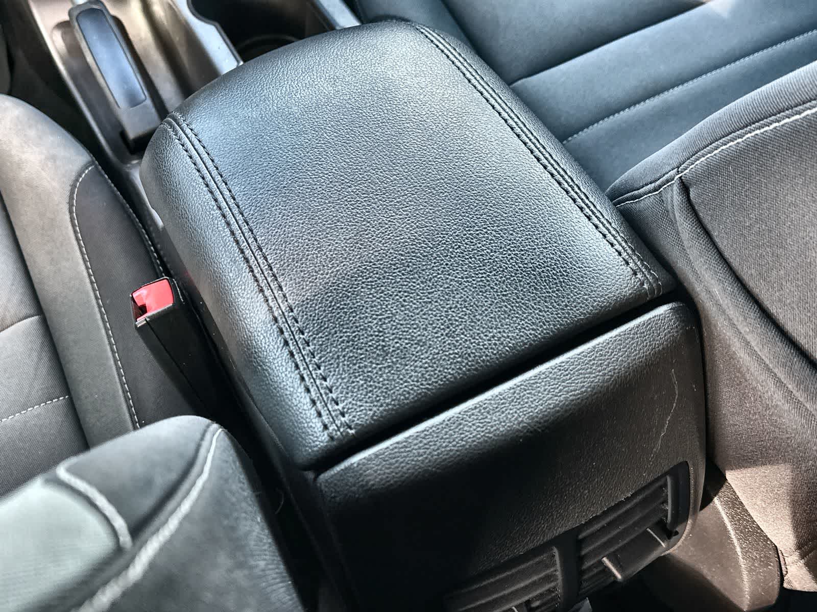 Thumbnail: 2016 Ford Escape - 21