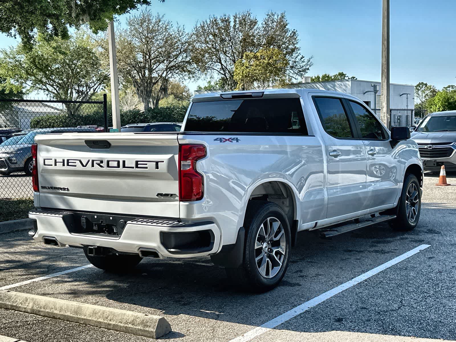 Thumbnail: 2022 Chevrolet Silverado 1500 - 8