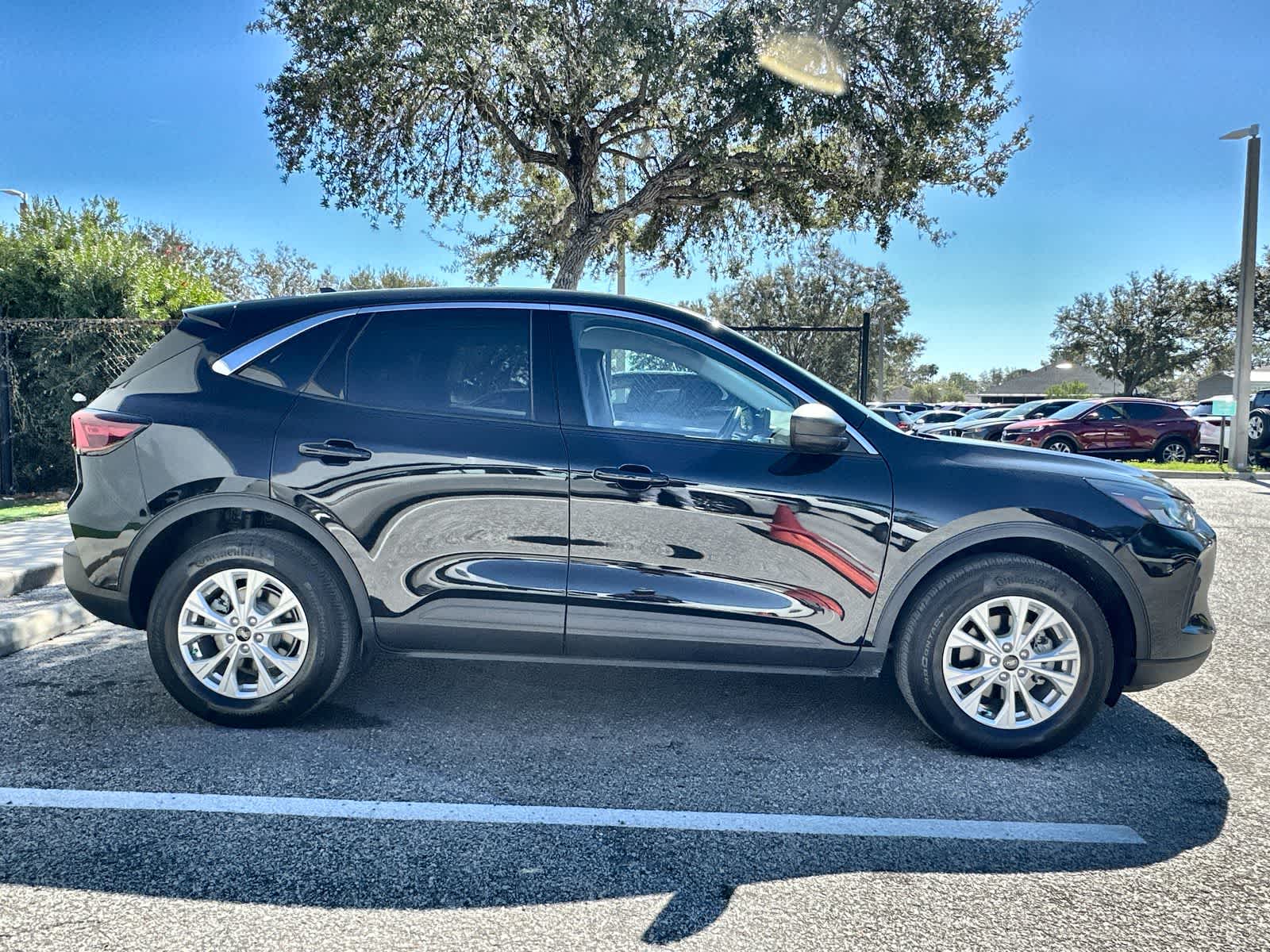 Thumbnail: 2024 Ford Escape - 10