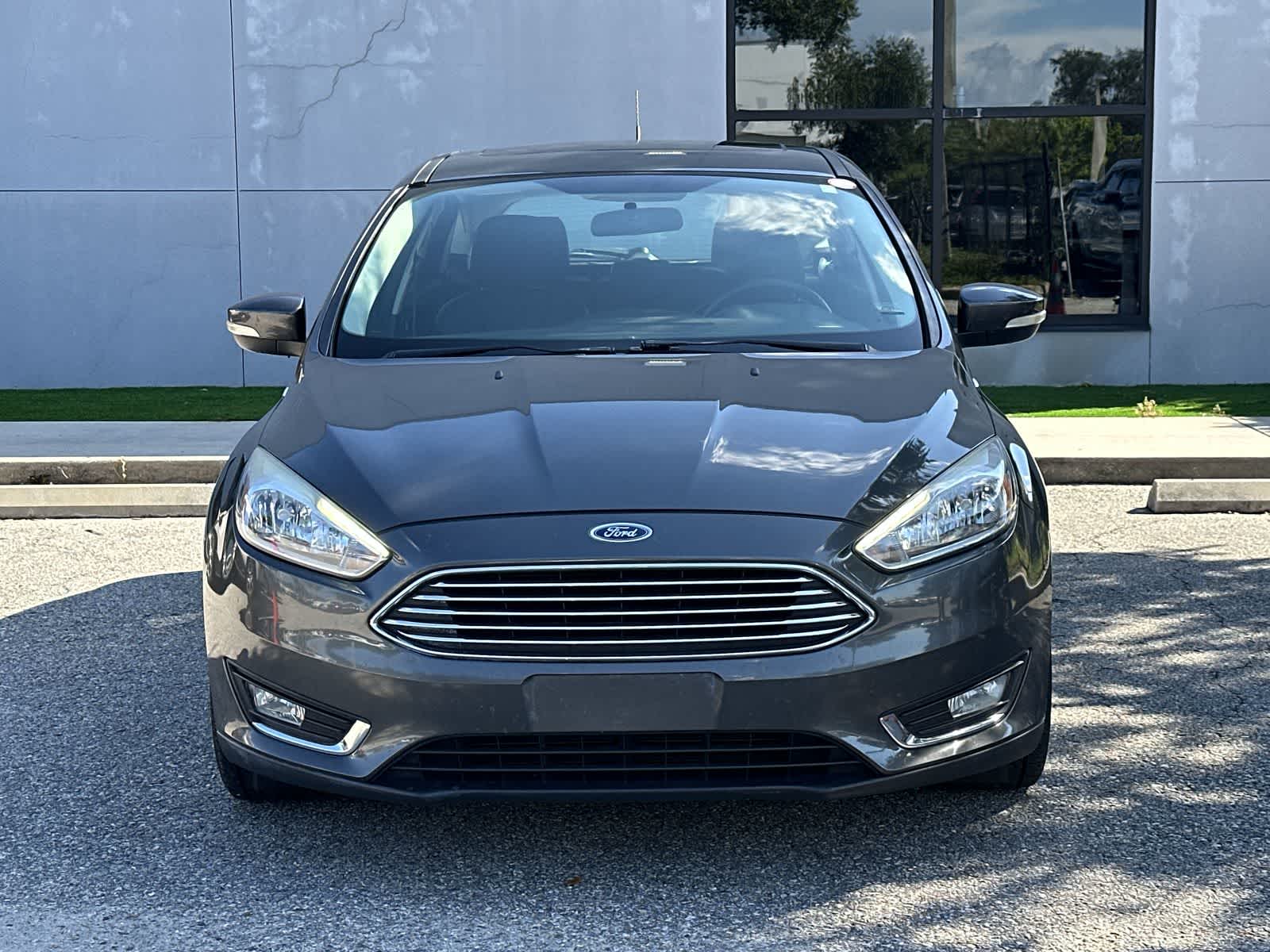 Thumbnail: 2016 Ford Focus - 6