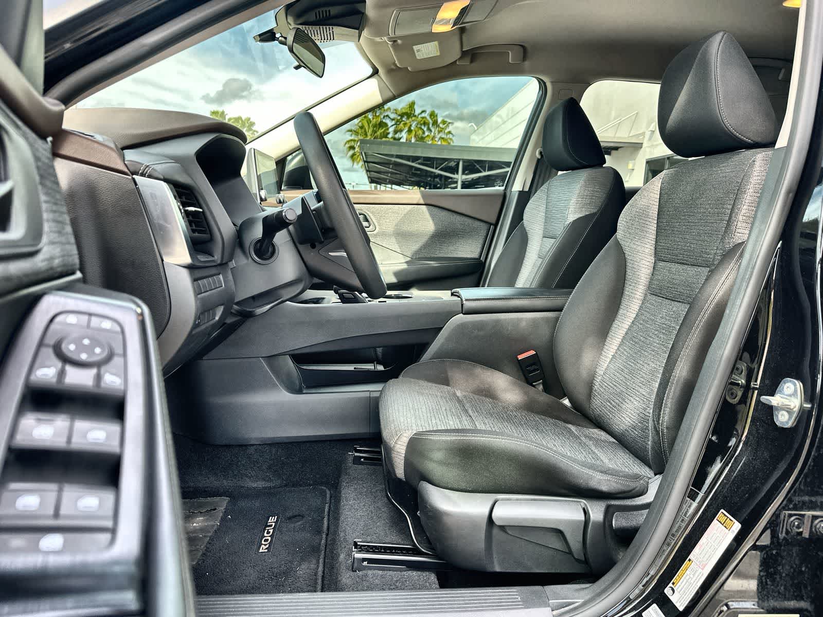 Thumbnail: 2021 Nissan Rogue - 11