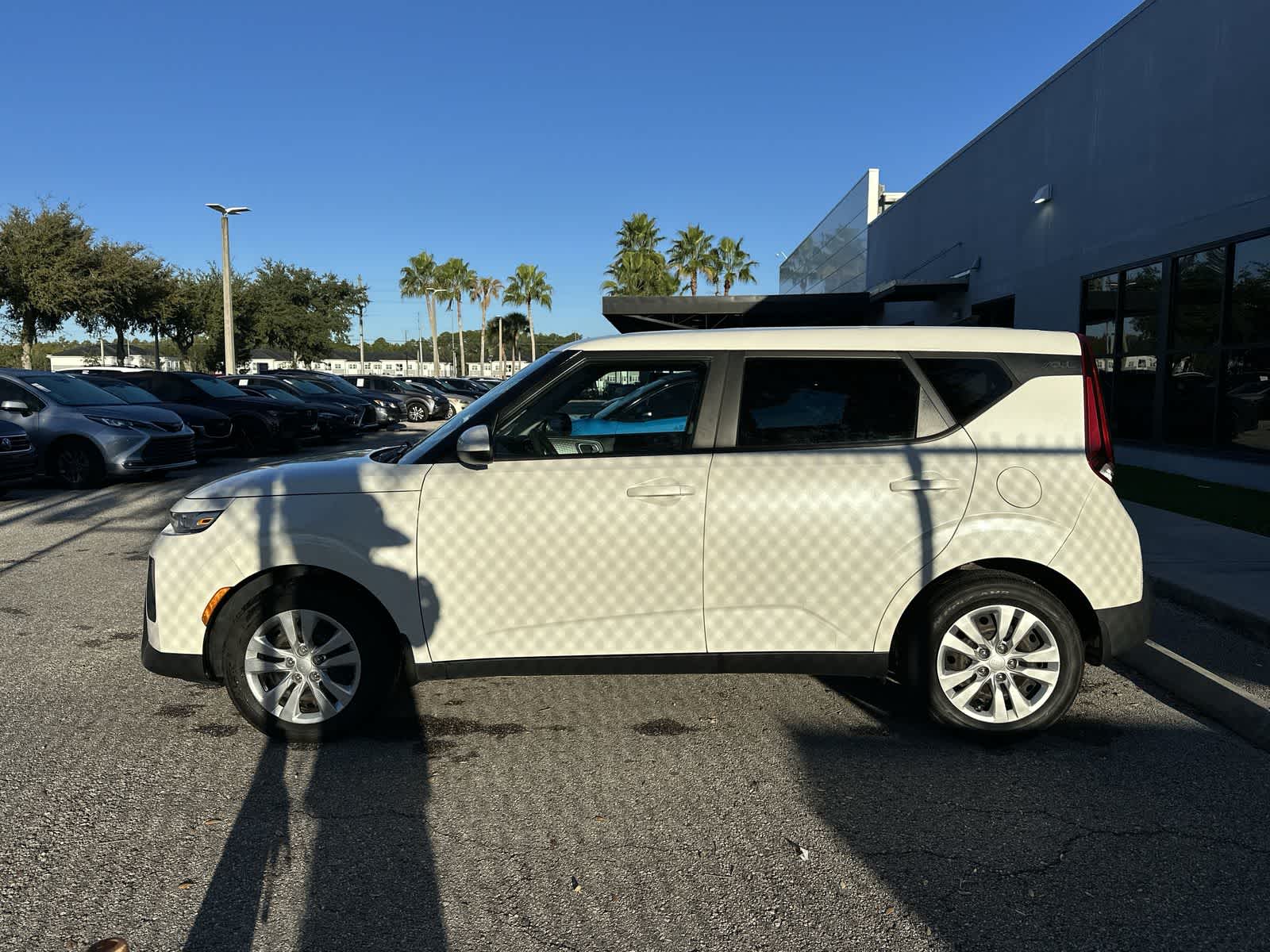 Thumbnail: 2021 Kia Soul - 3