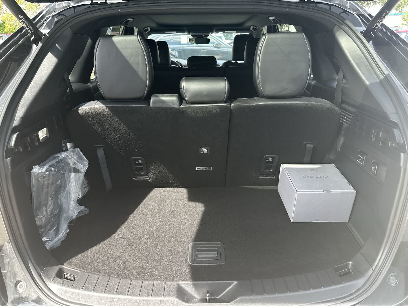 Thumbnail: 2026 Mazda CX-90 - 16