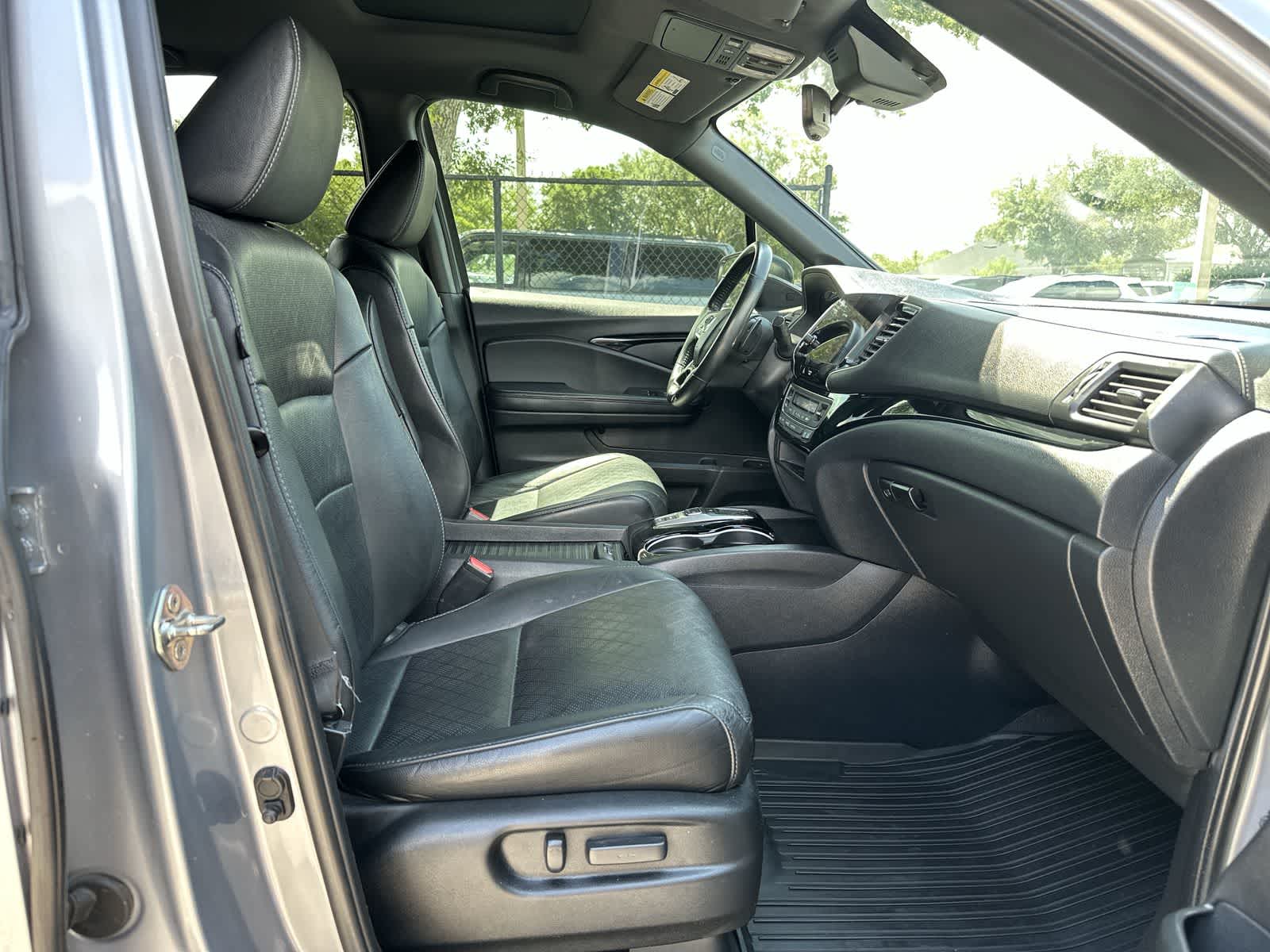 Thumbnail: 2019 Honda Passport - 9