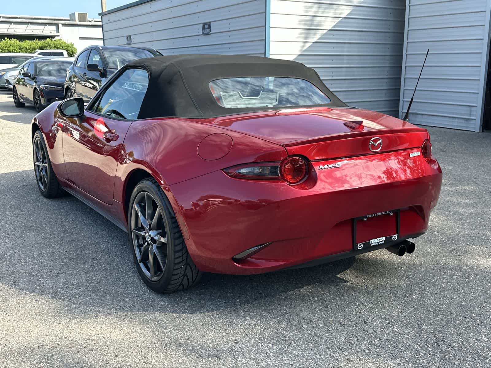 Thumbnail: 2017 Mazda MX-5 Miata - 4