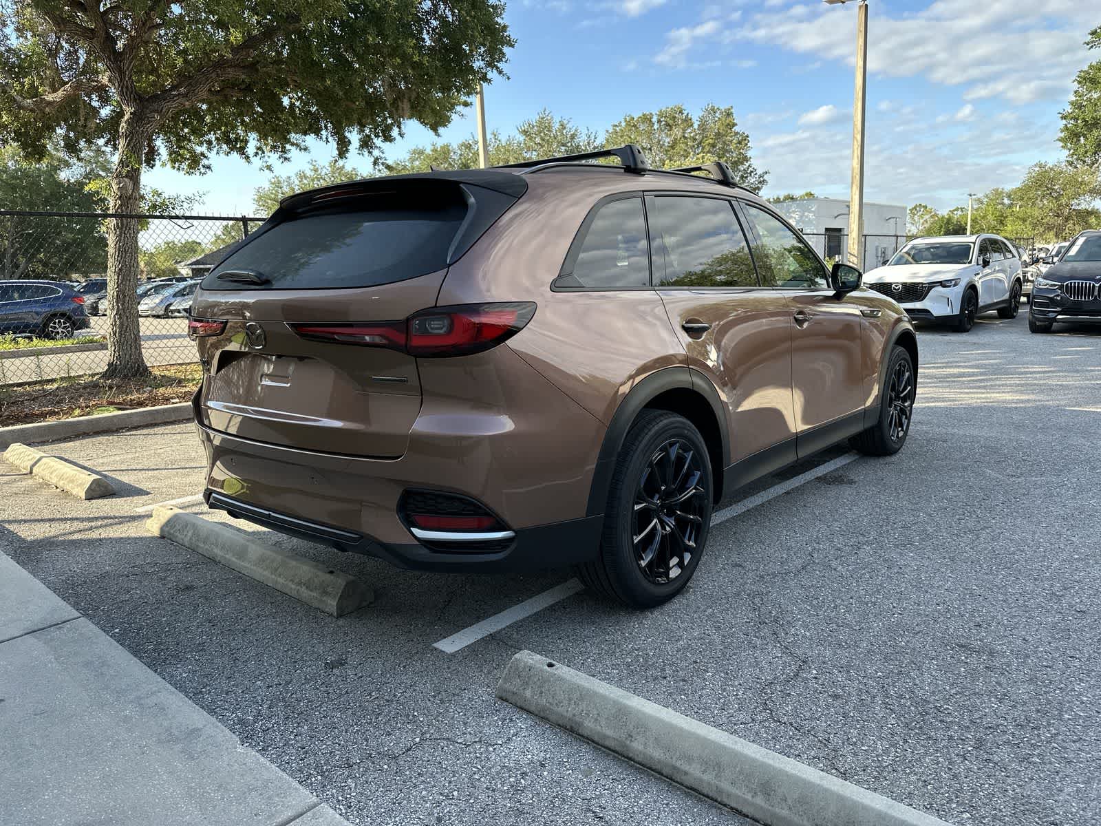 Thumbnail: 2026 Mazda CX-70 - 8
