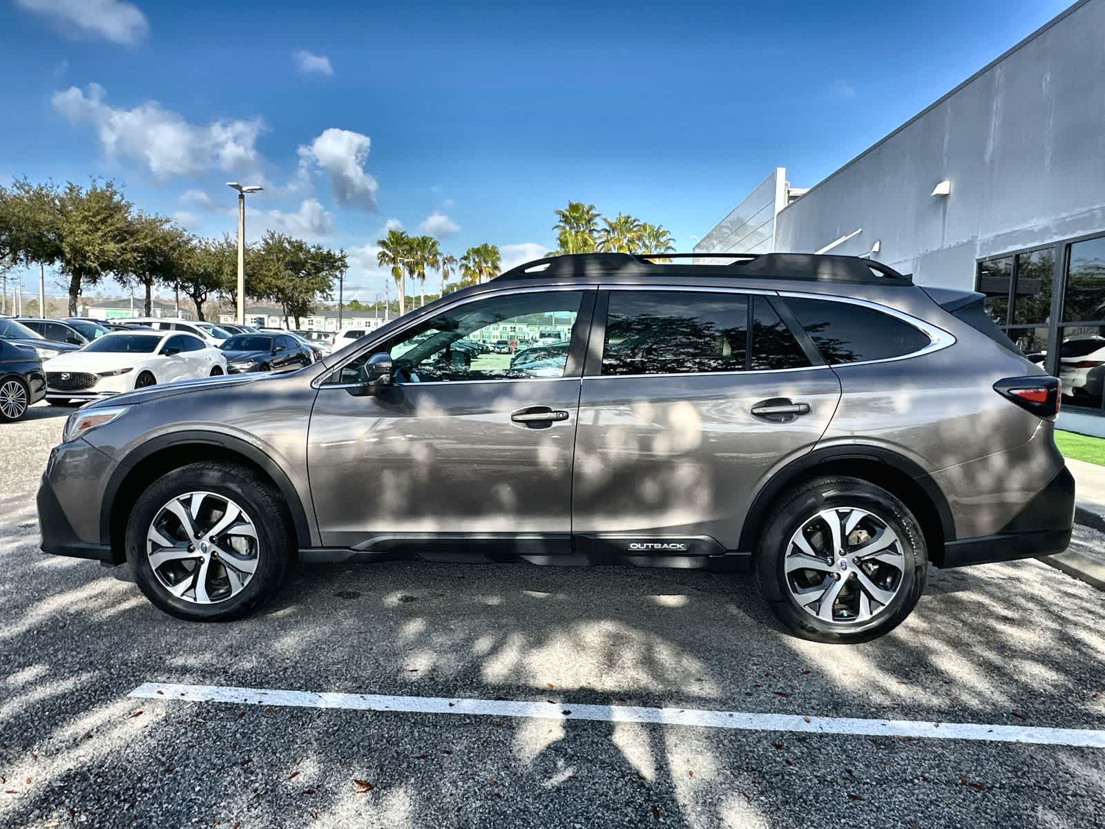 Thumbnail: 2022 Subaru Outback - 5