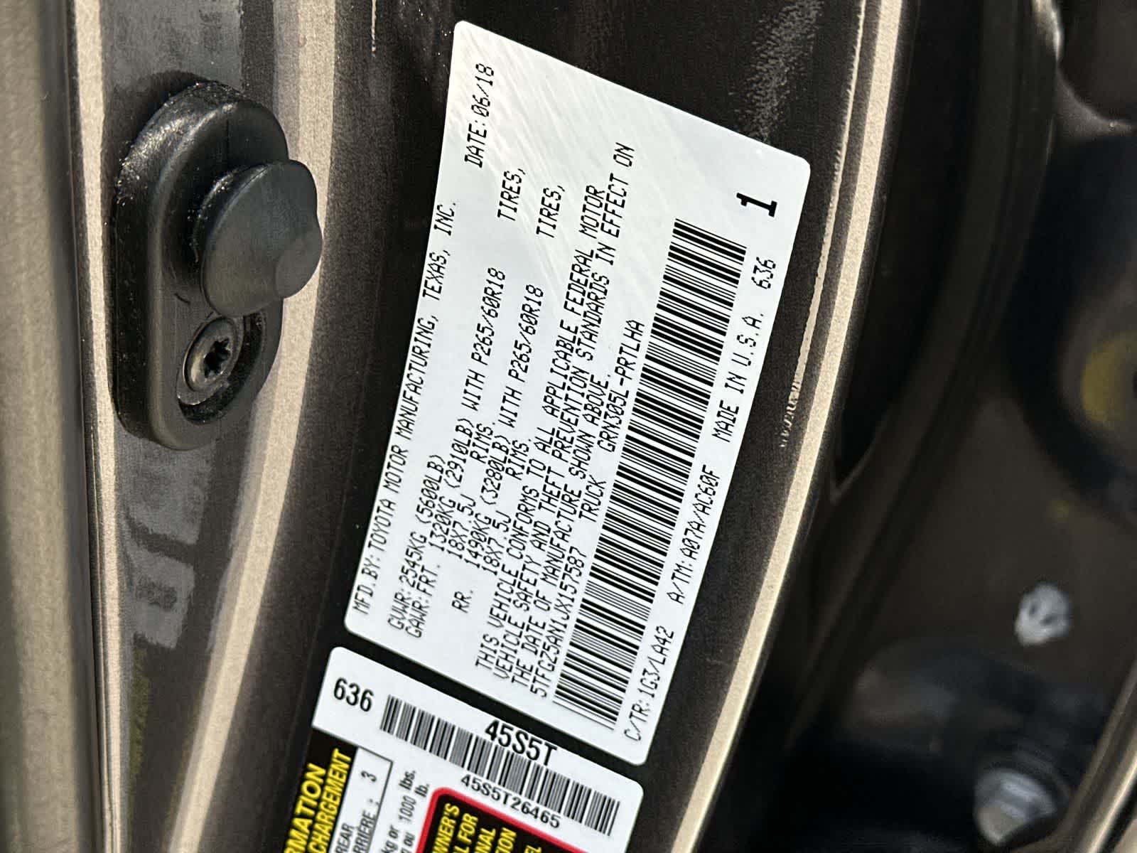 Thumbnail: 2018 Toyota Tacoma - 21