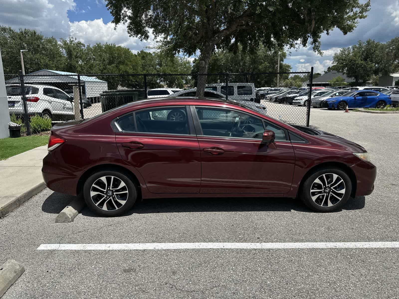 Thumbnail: 2015 Honda Civic - 10