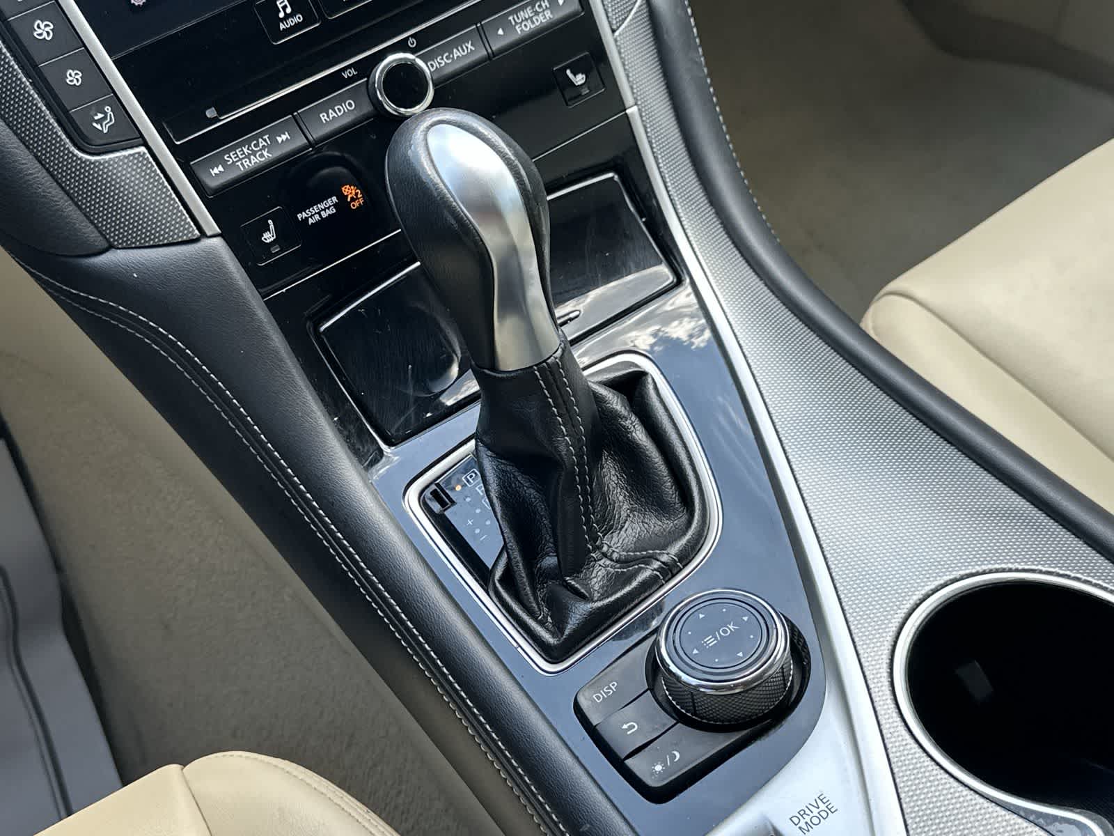 Thumbnail: 2014 INFINITI Q50 - 17