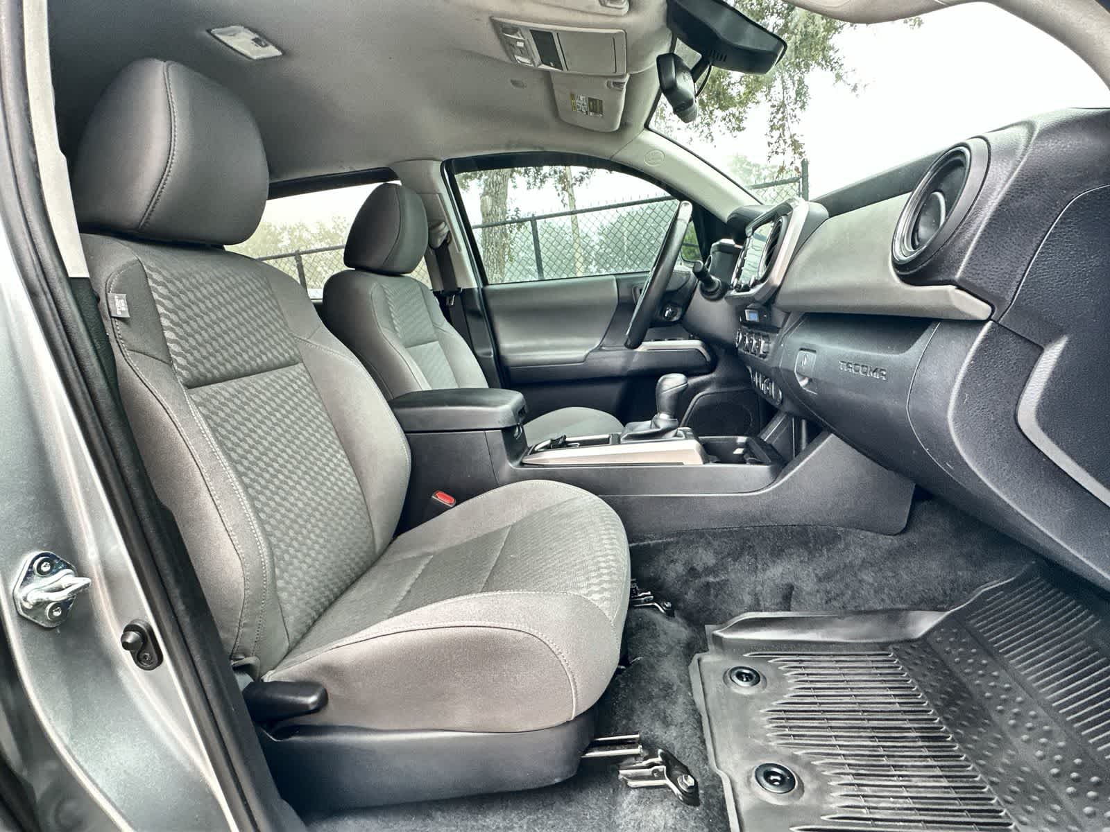 Thumbnail: 2023 Toyota Tacoma - 14