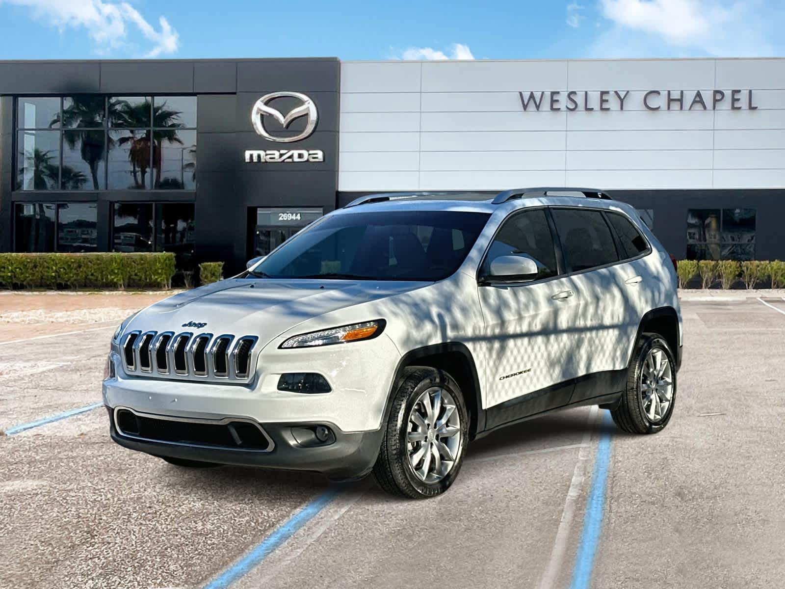 Thumbnail: 2018 Jeep Cherokee - 1