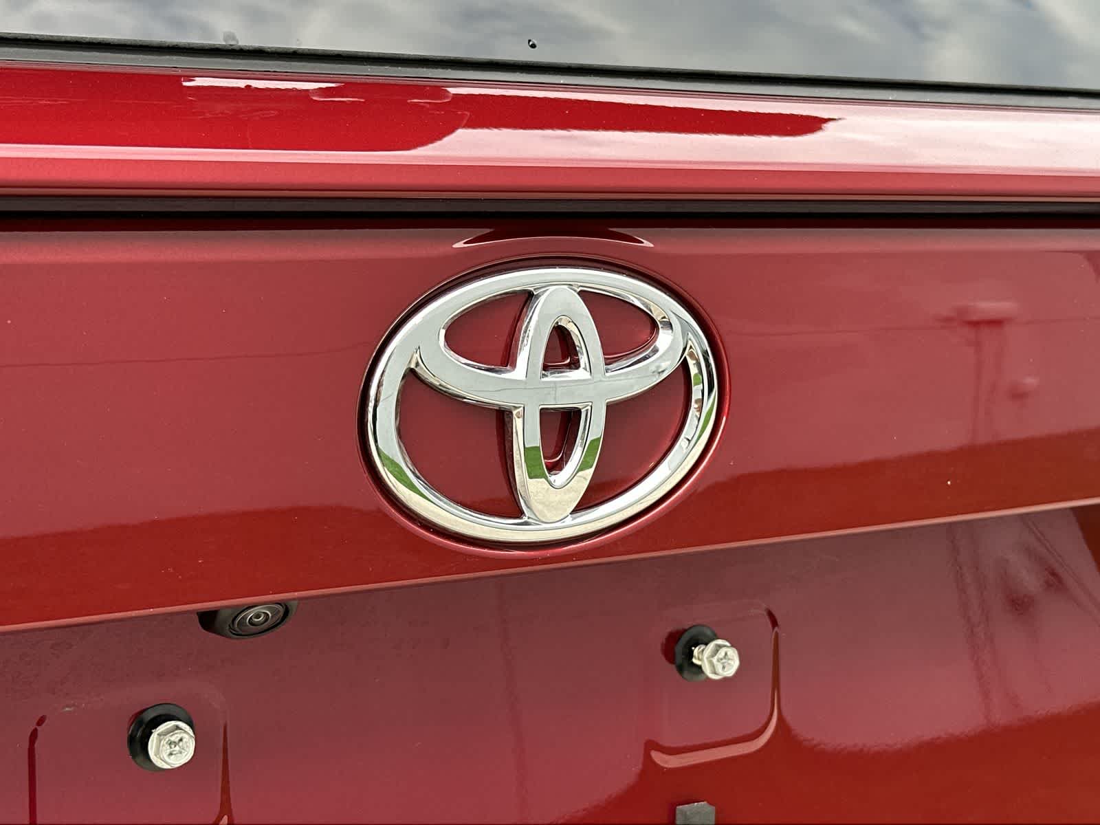 Thumbnail: 2024 Toyota RAV4 - 15