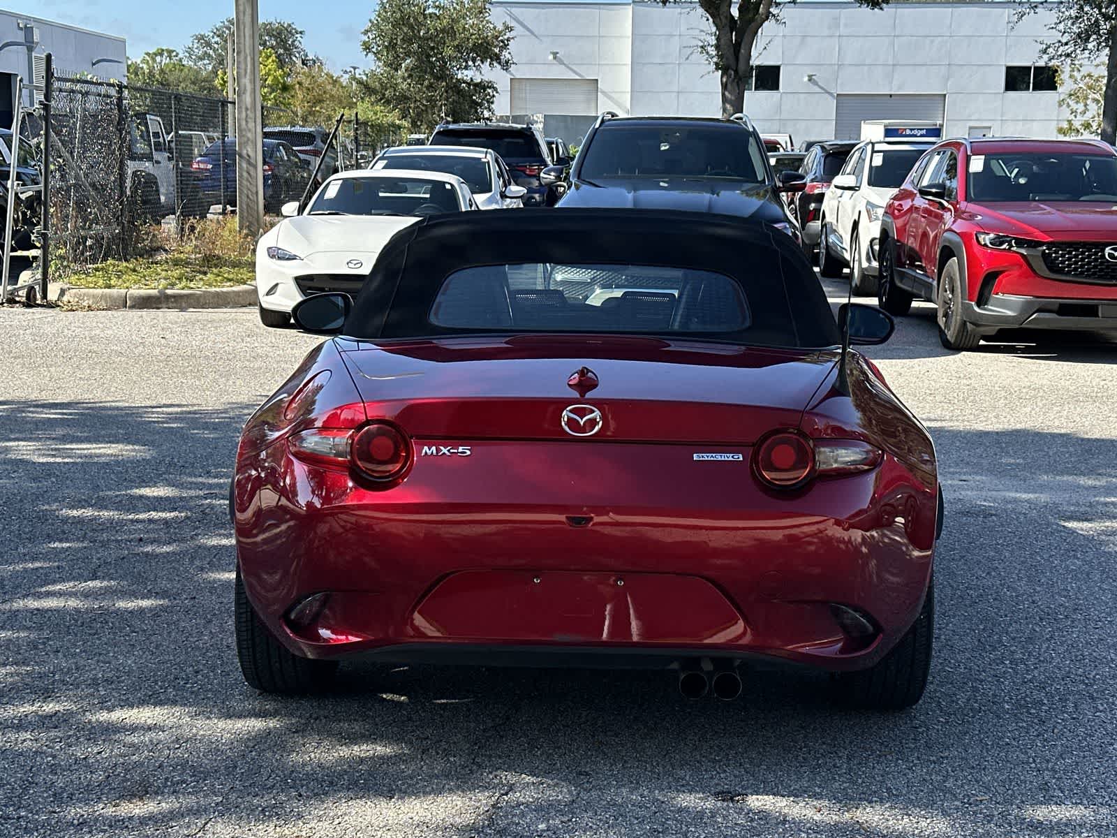 Thumbnail: 2022 Mazda MX-5 Miata - 4