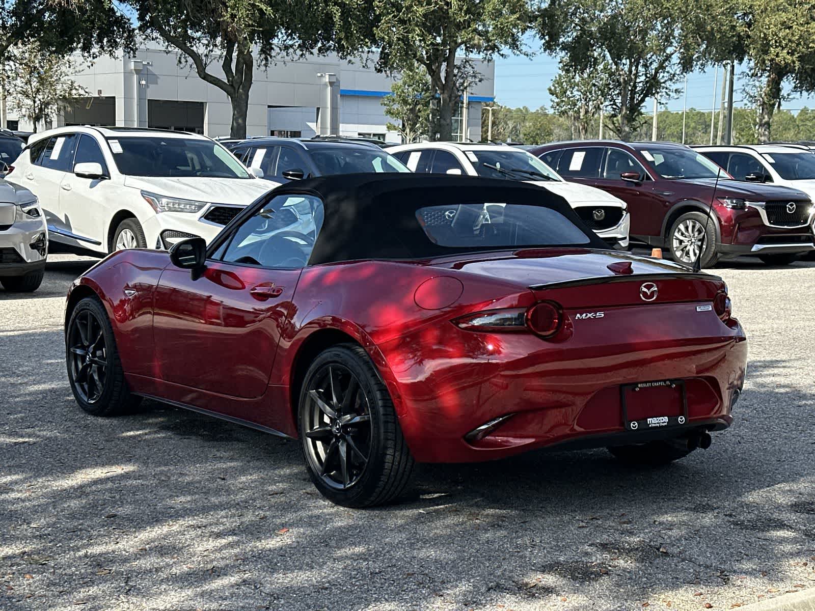 Thumbnail: 2016 Mazda MX-5 Miata - 4