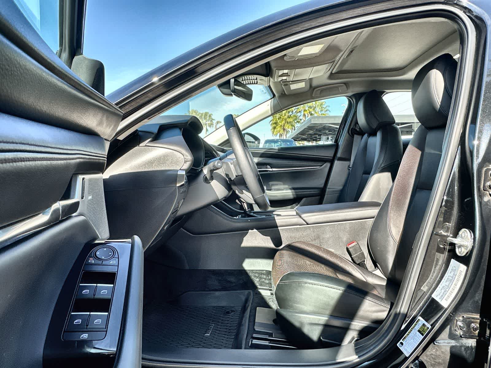 Thumbnail: 2025 Mazda Mazda3 - 2