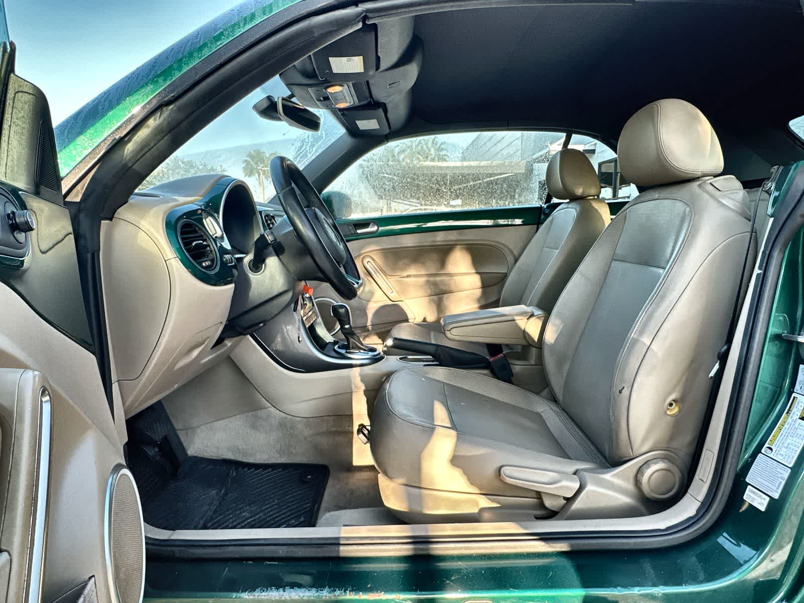 Thumbnail: 2017 Volkswagen Beetle - 2