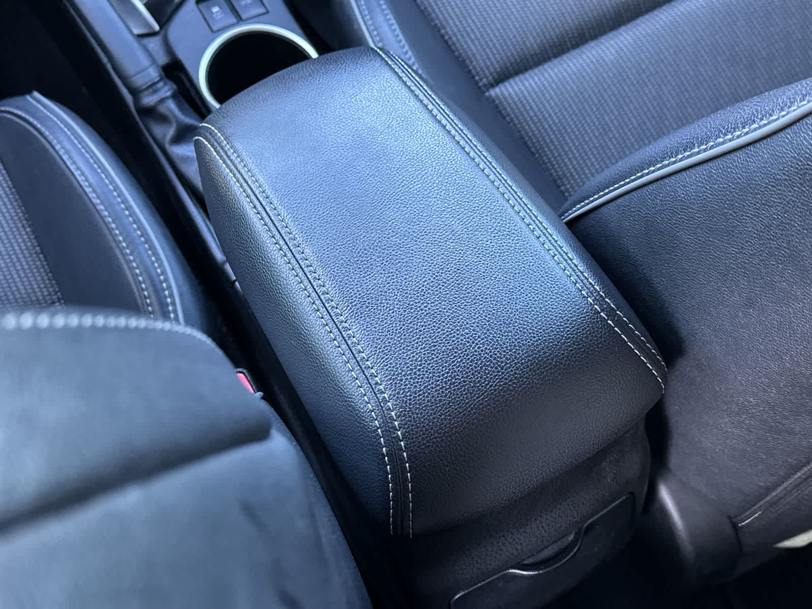 Thumbnail: 2015 Toyota Corolla - 16